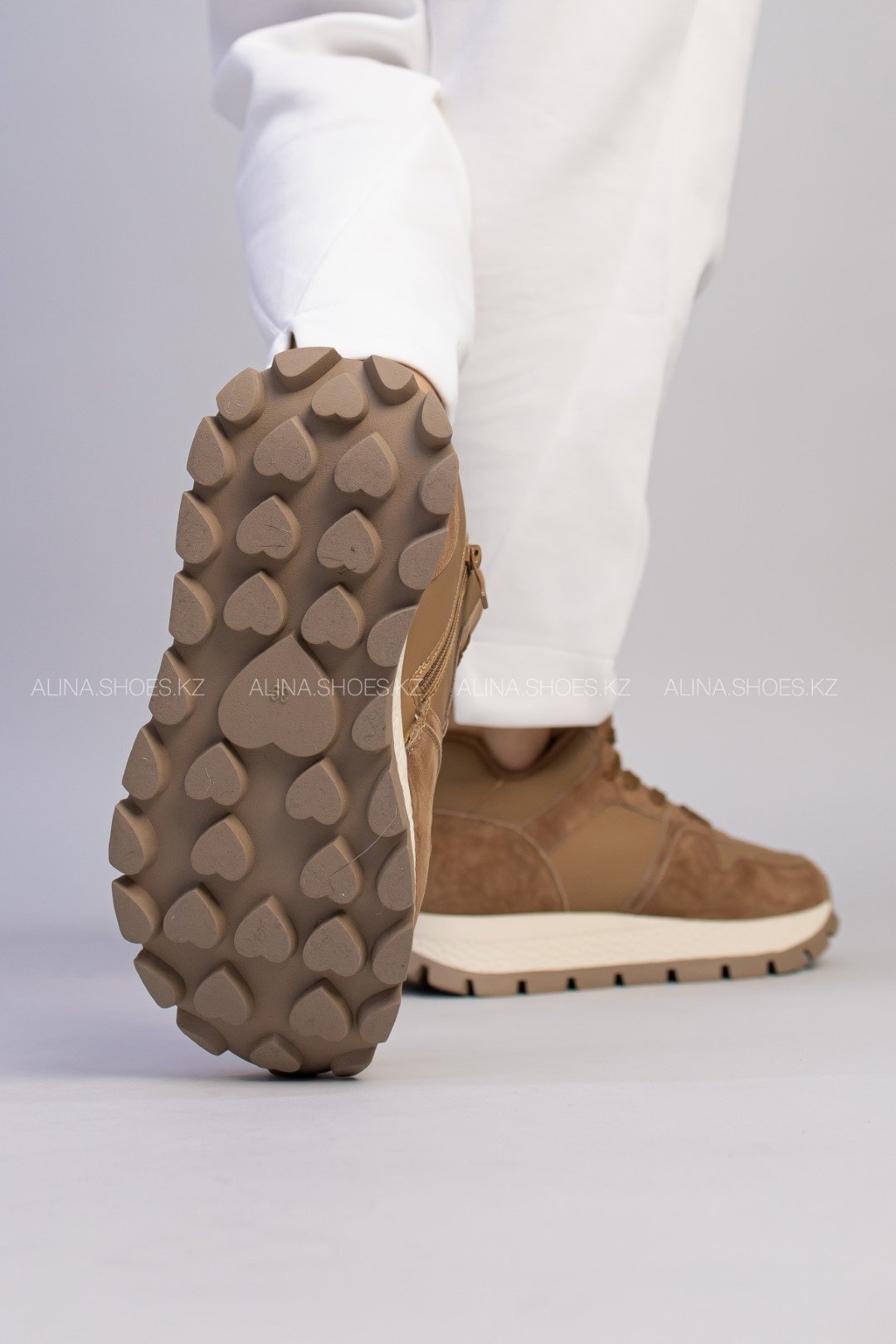 Кроссовки alinashoes коричневый купить,NaN