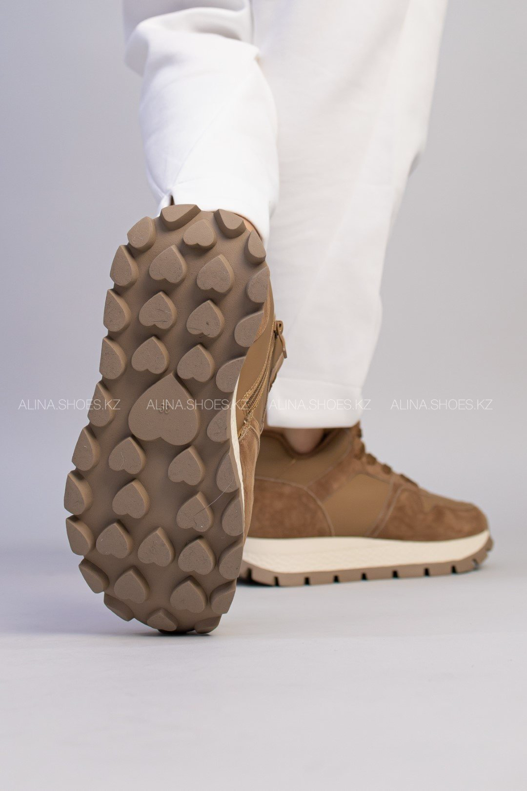Кроссовки alinashoes коричневый купить,NaN