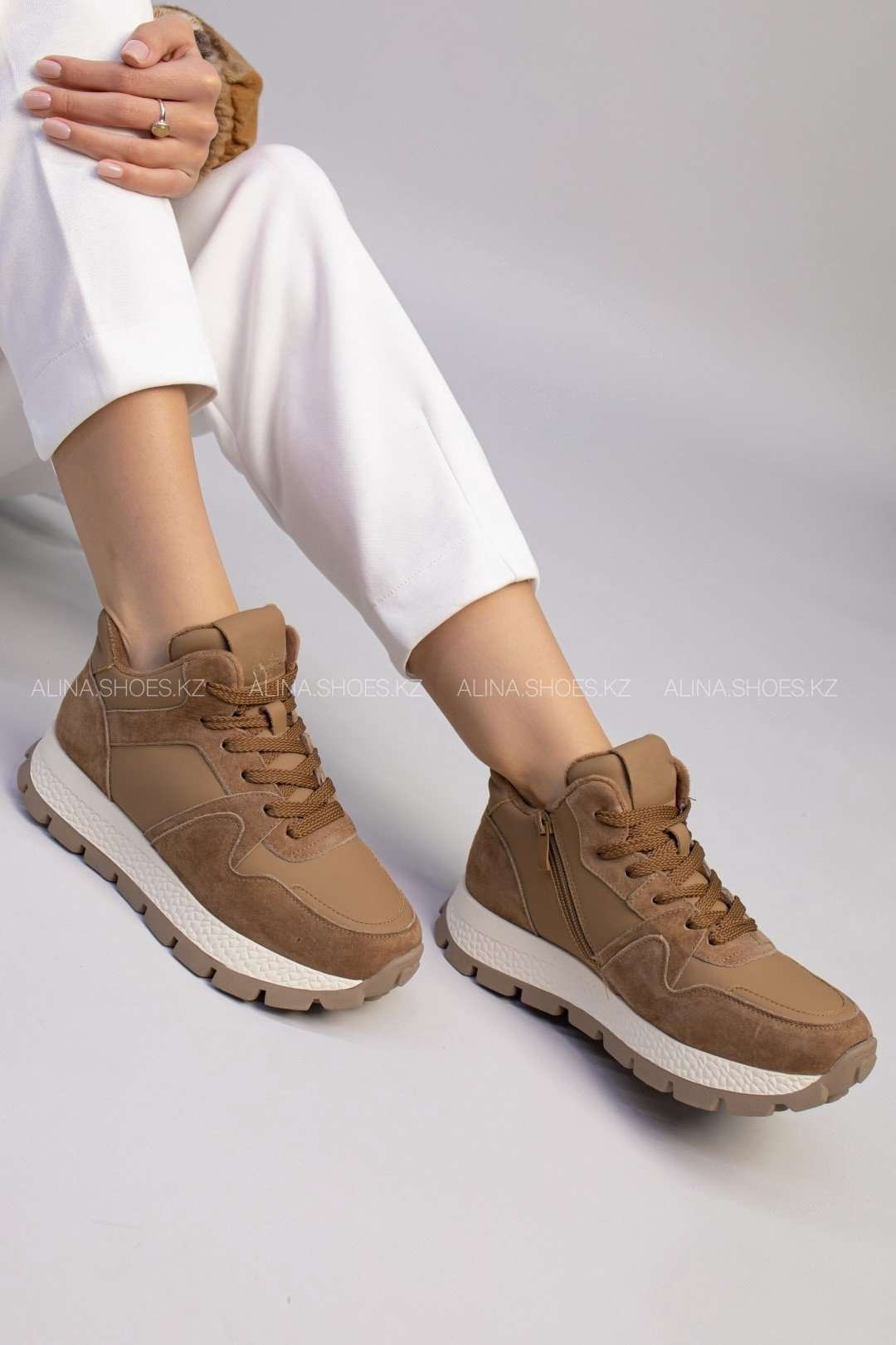 Кроссовки alinashoes коричневый купить,NaN