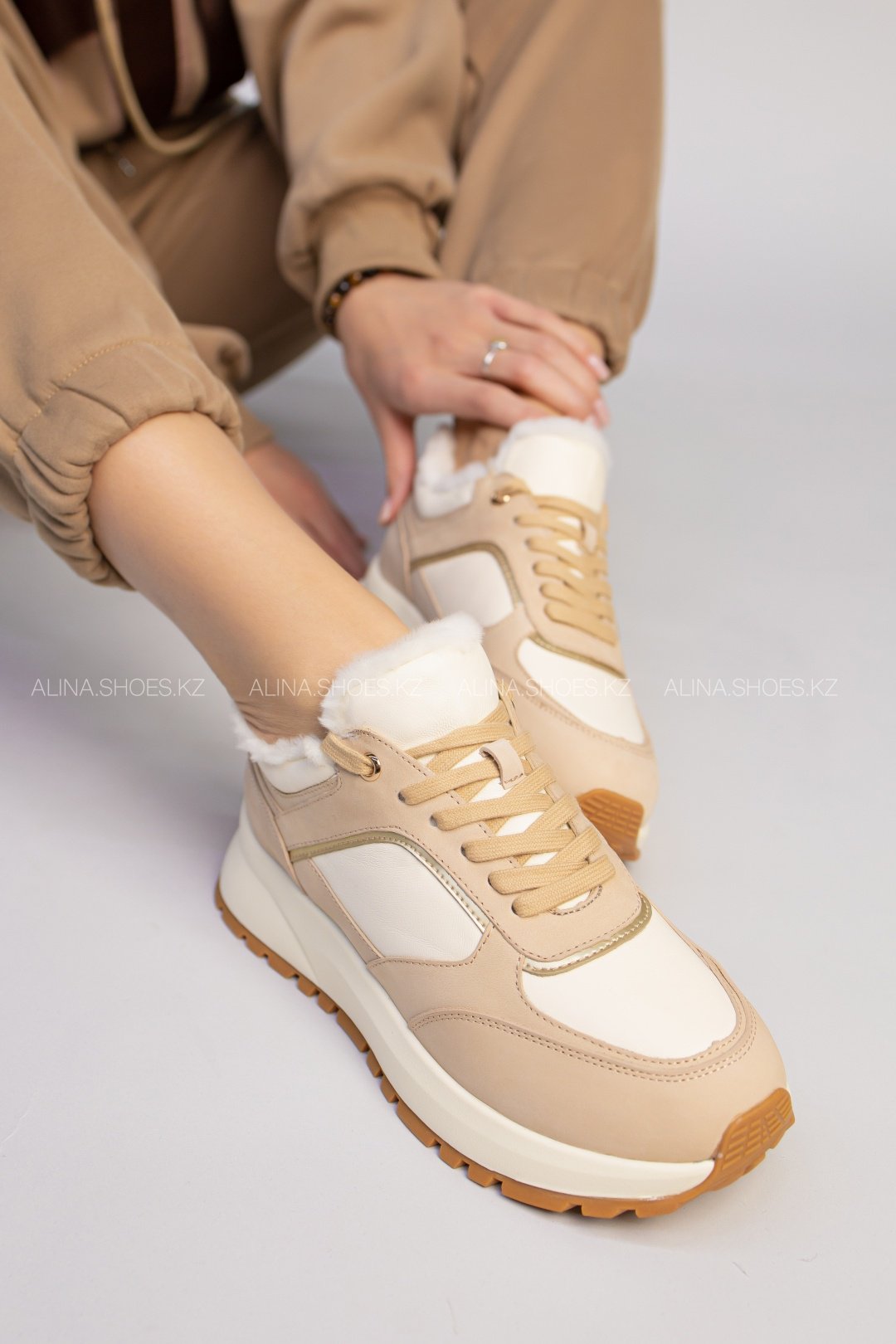 Кроссовки alinashoes бежевый купить,NaN
