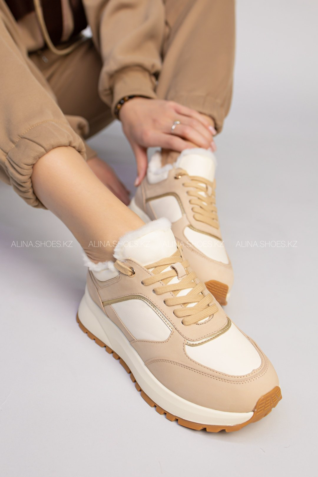 Кроссовки alinashoes бежевый купить,NaN