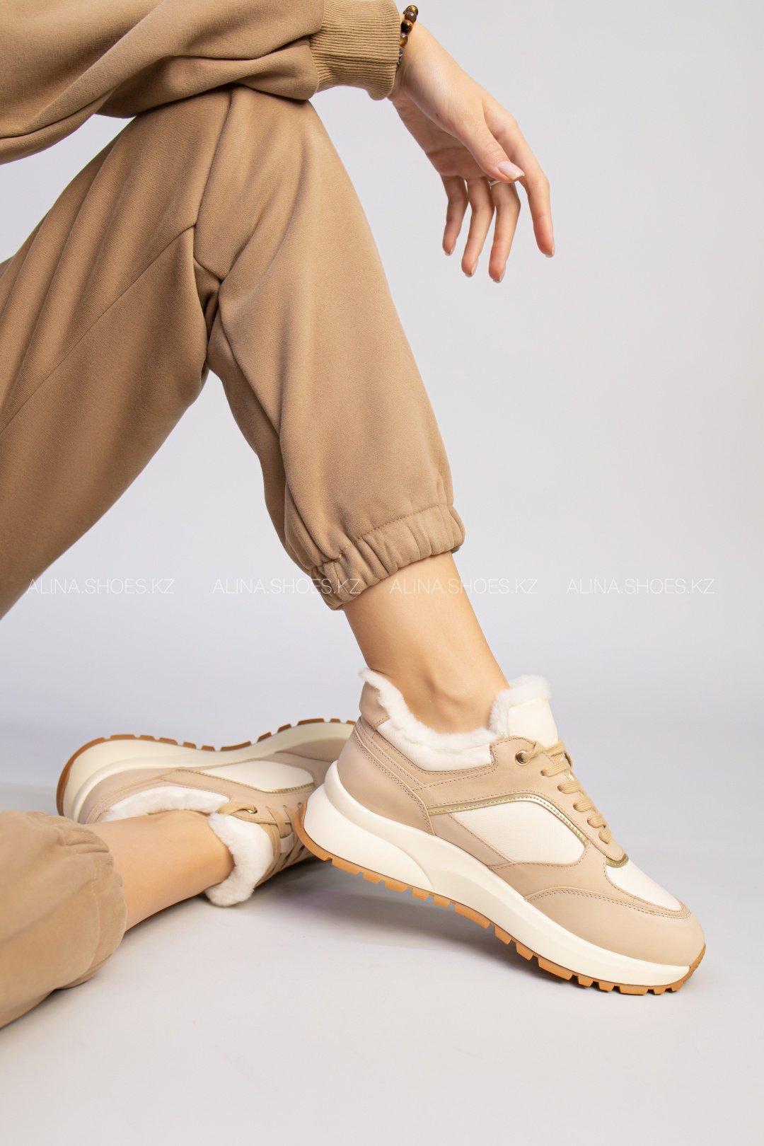 Кроссовки alinashoes бежевый купить,NaN