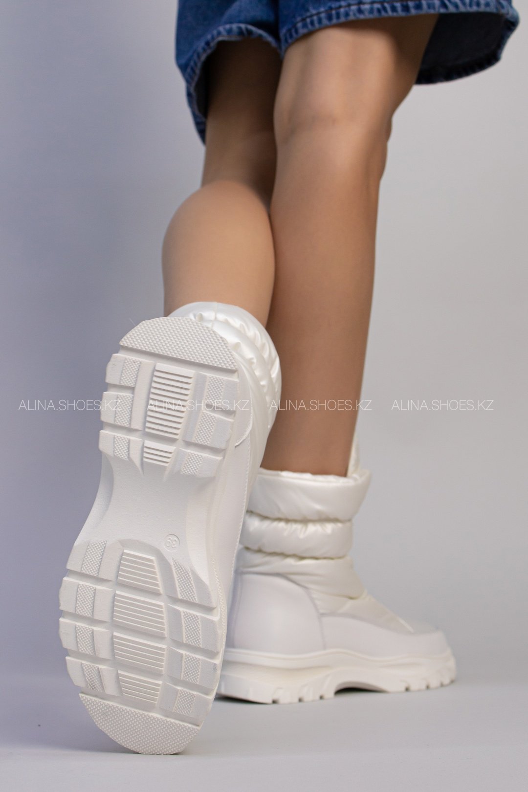 Дутики alinashoes белый купить,NaN
