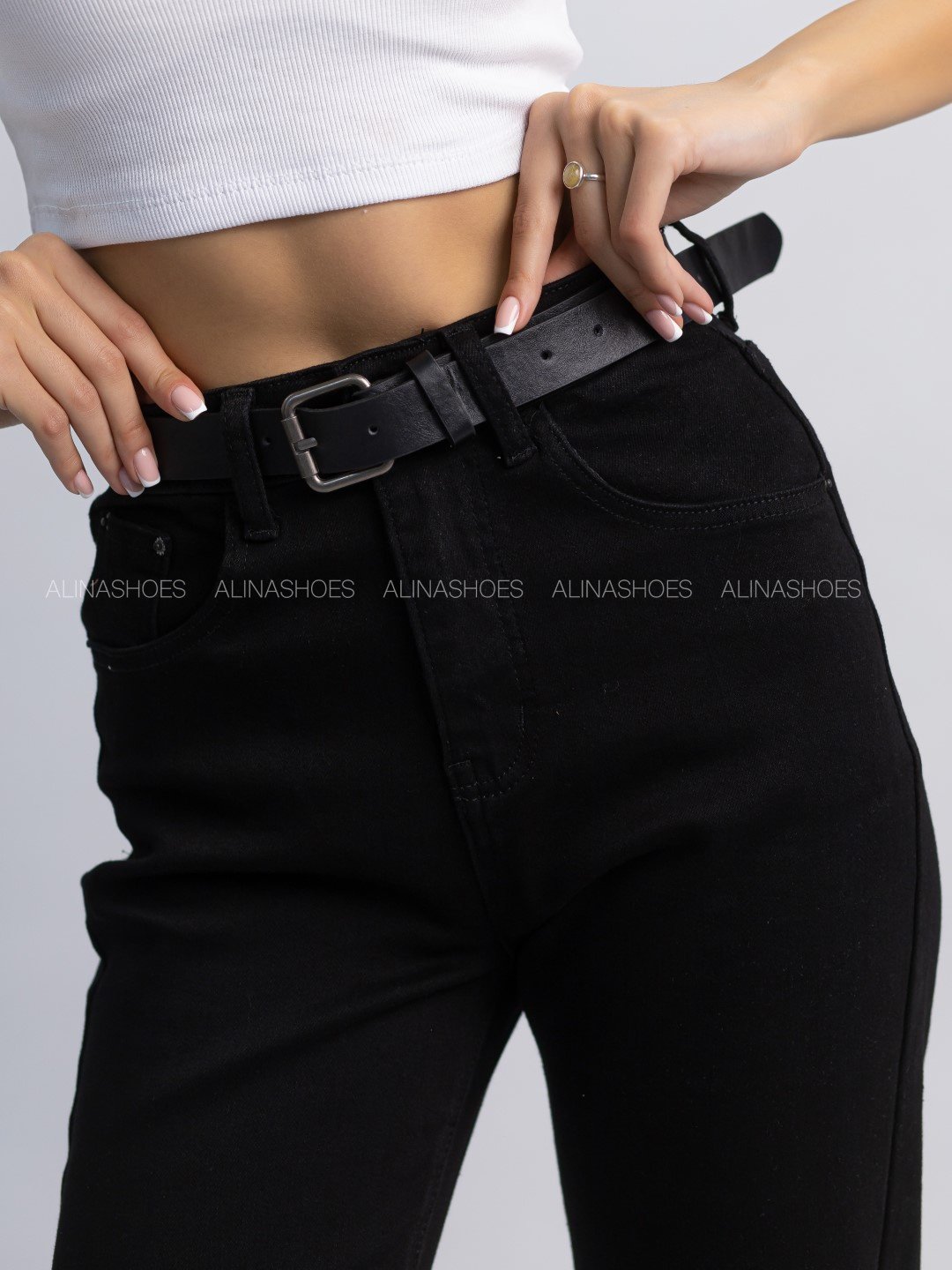 Джинсы прямые alinashoes черный купить,NaN