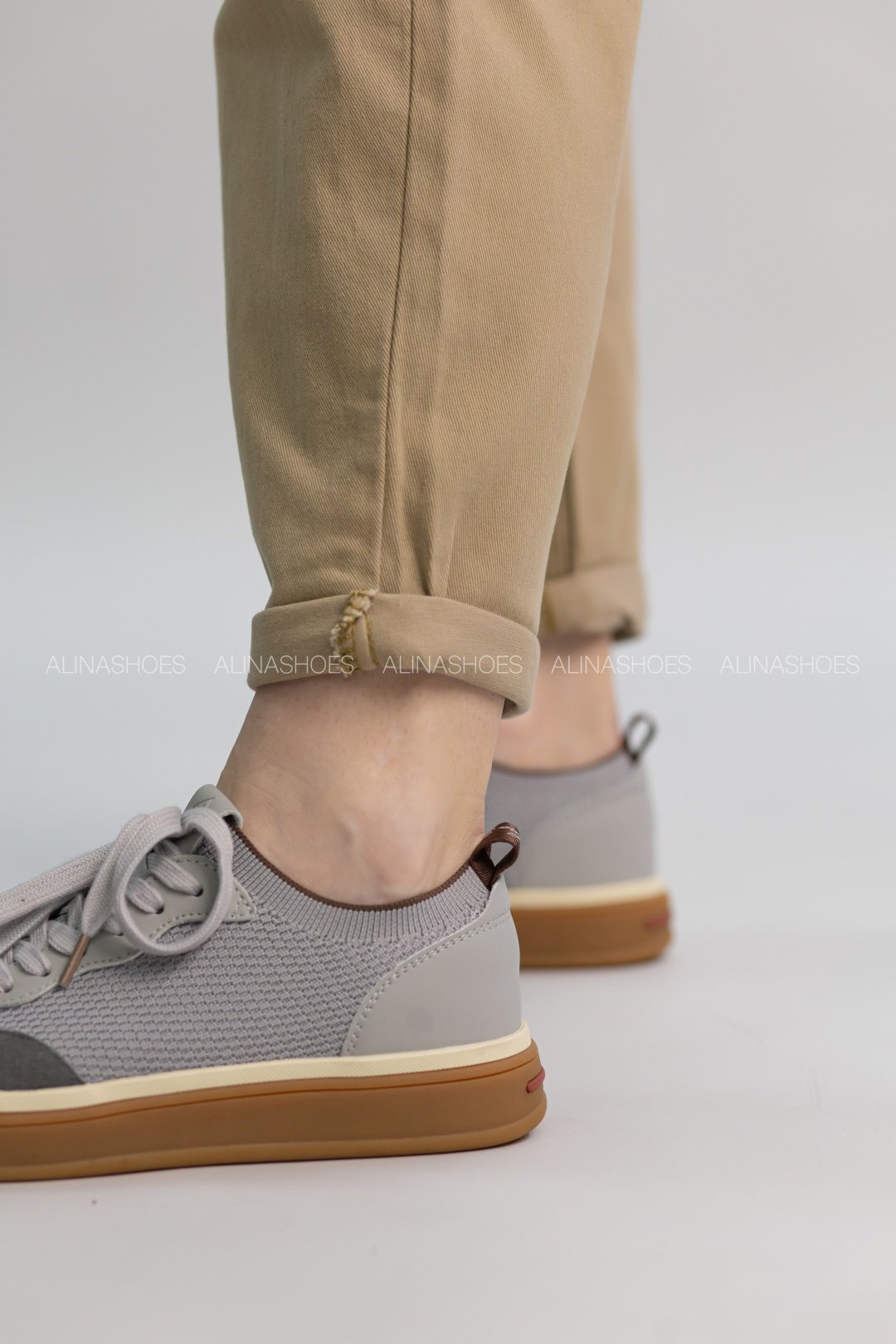 Джинсы джинсы-мом alinashoes бежевый купить,NaN