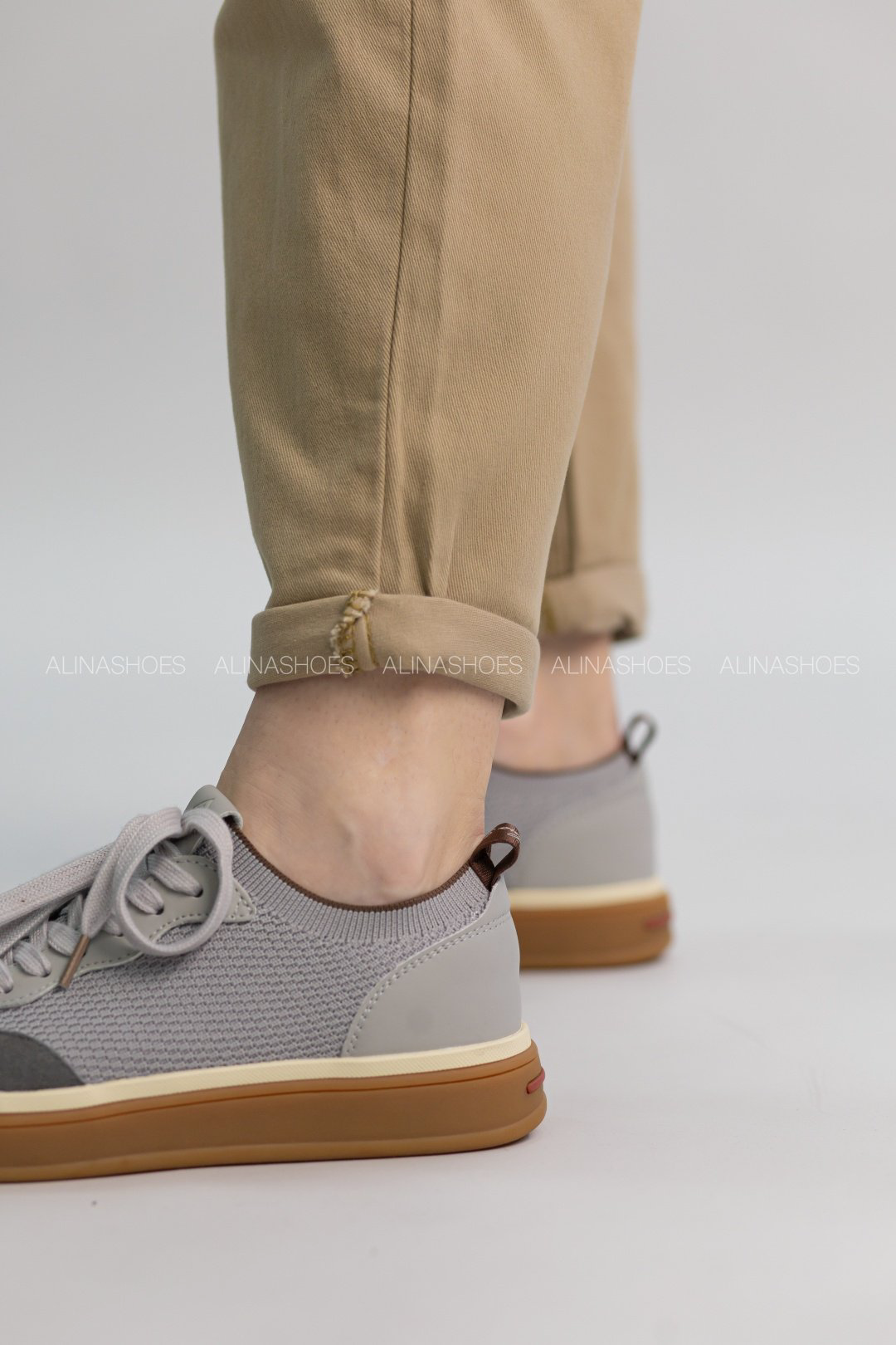 Джинсы джинсы-мом alinashoes бежевый купить,NaN