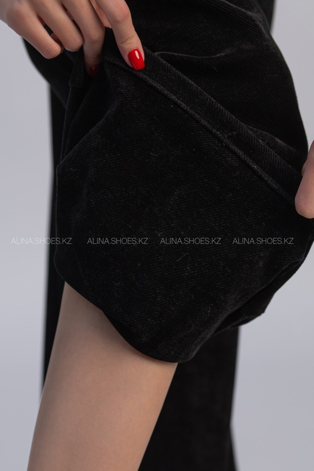 Повседневные брюки alinashoes черный купить,NaN