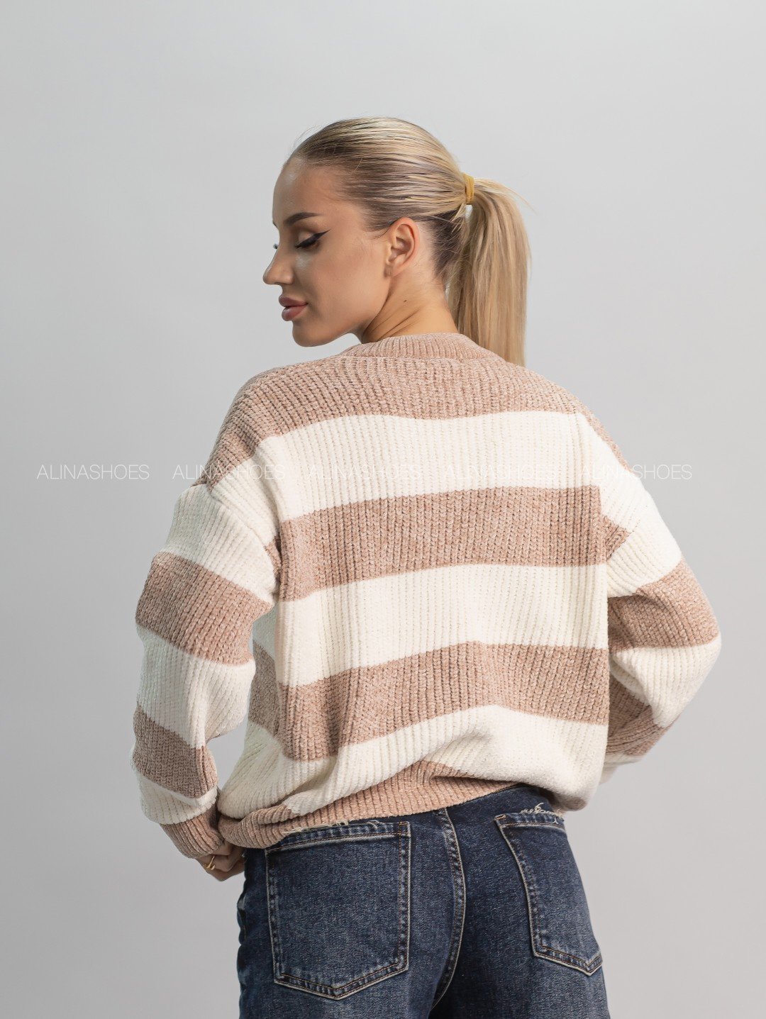 Джемпер alinashoes бежевый купить,NaN