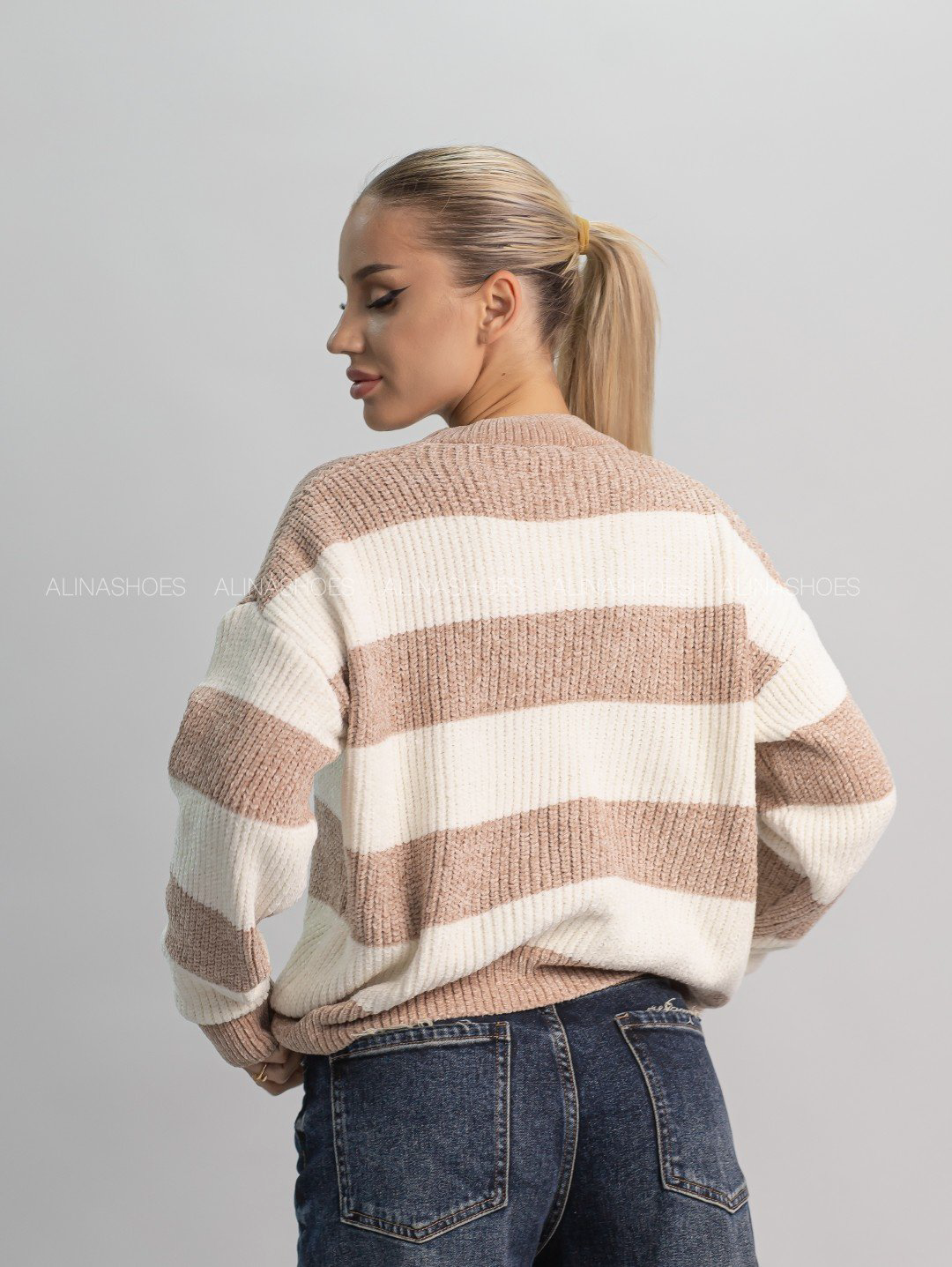 Джемпер alinashoes бежевый купить,NaN