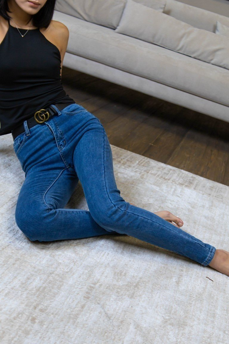 Джинсы скинни alinashoes голубой купить,NaN