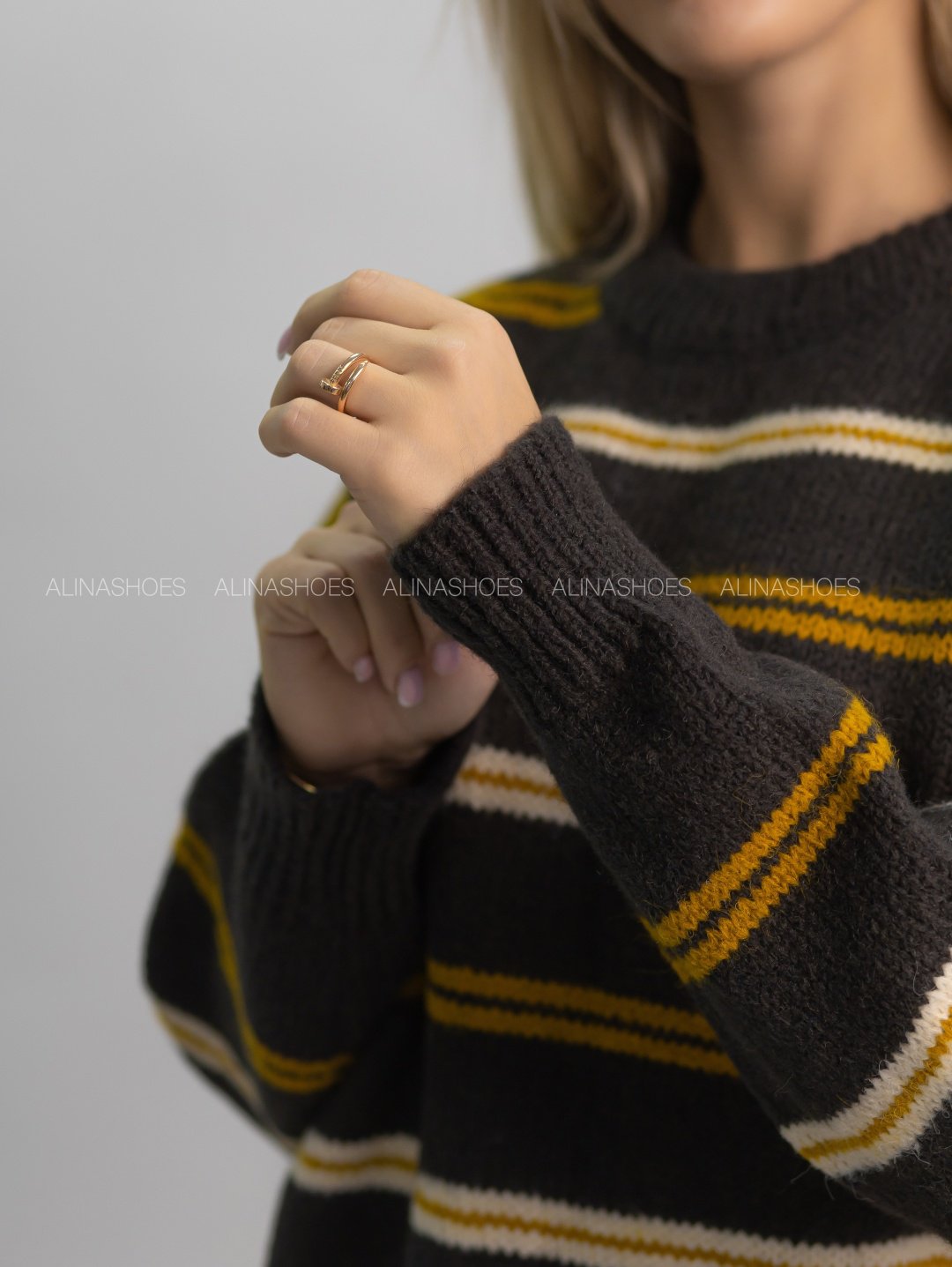 Джемпер alinashoes графит купить,NaN