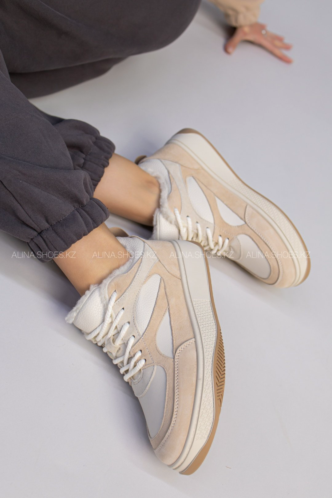 Кроссовки alinashoes бежевый купить,NaN