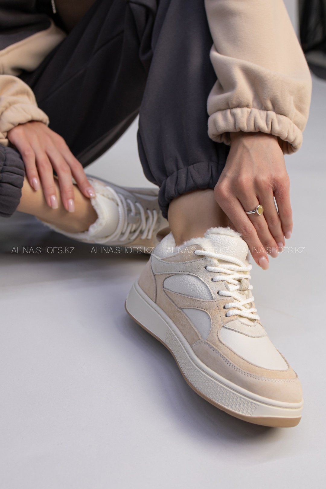 Кроссовки alinashoes бежевый купить,NaN