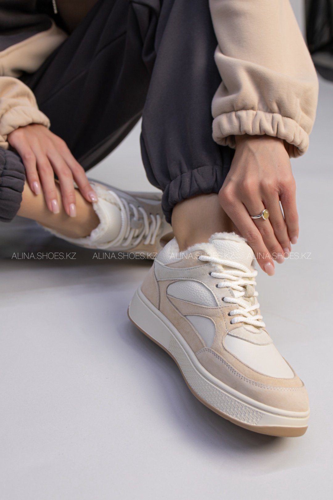 Кроссовки alinashoes бежевый купить,NaN