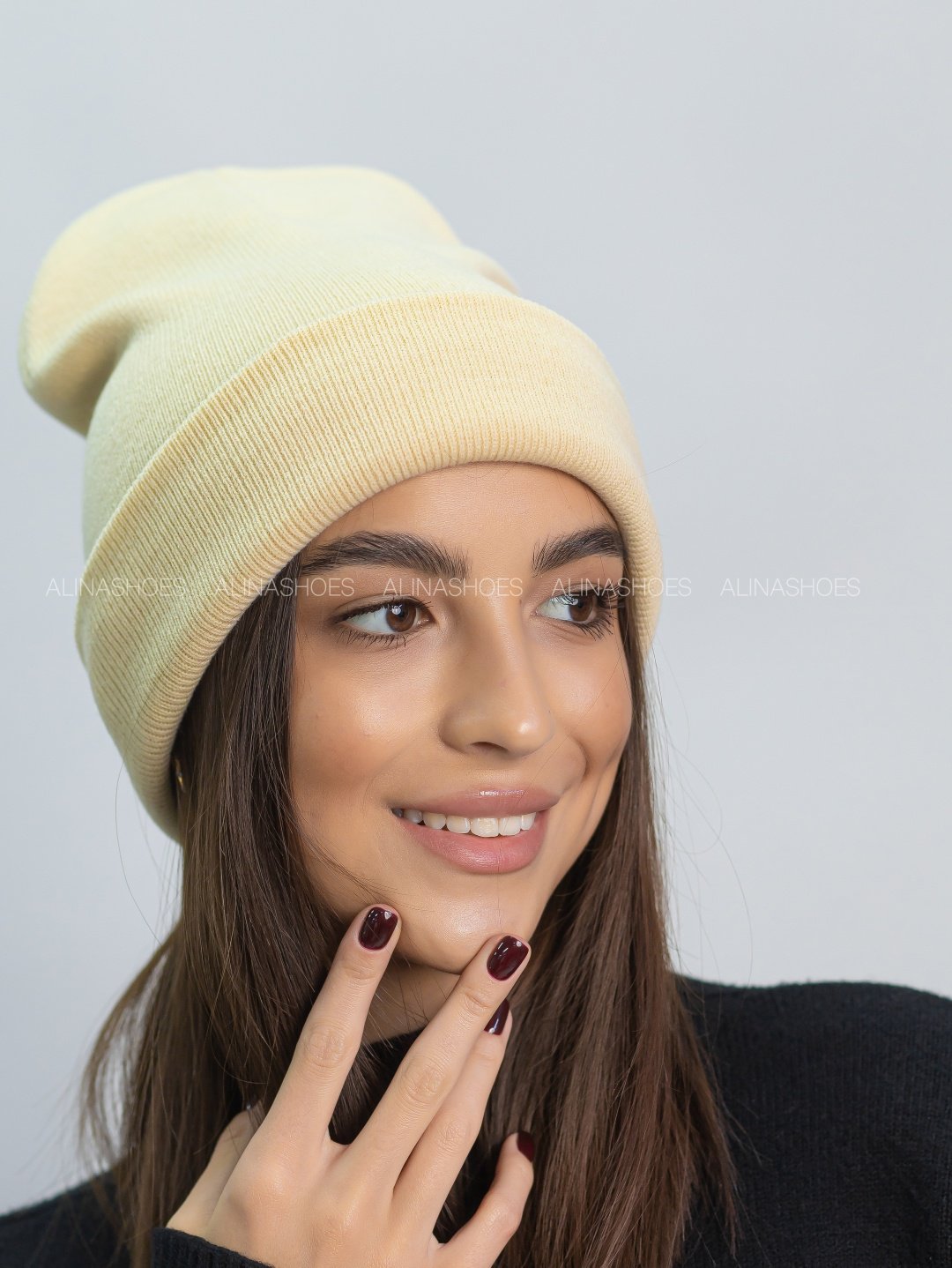 Шапка Alina shoes.kz размер универсальный, бежевый купить,NaN