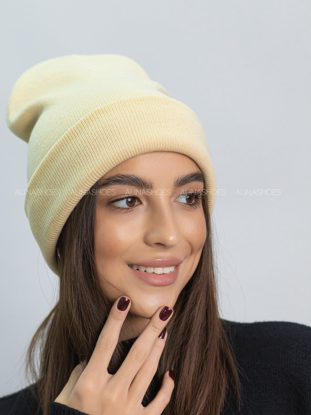 Шапка Alina shoes.kz размер универсальный, бежевый купить,NaN