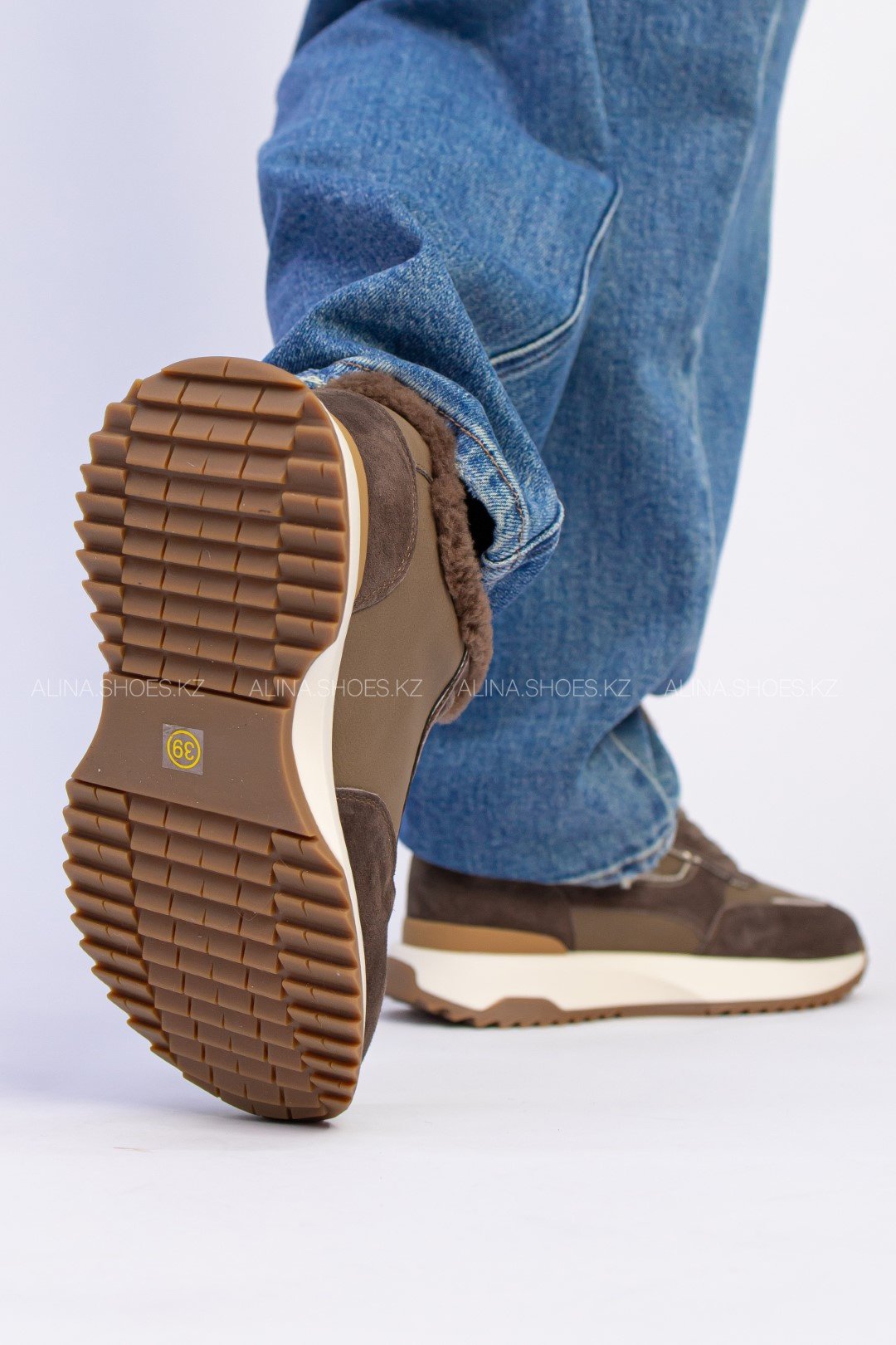 Кроссовки alinashoes коричневый купить,NaN