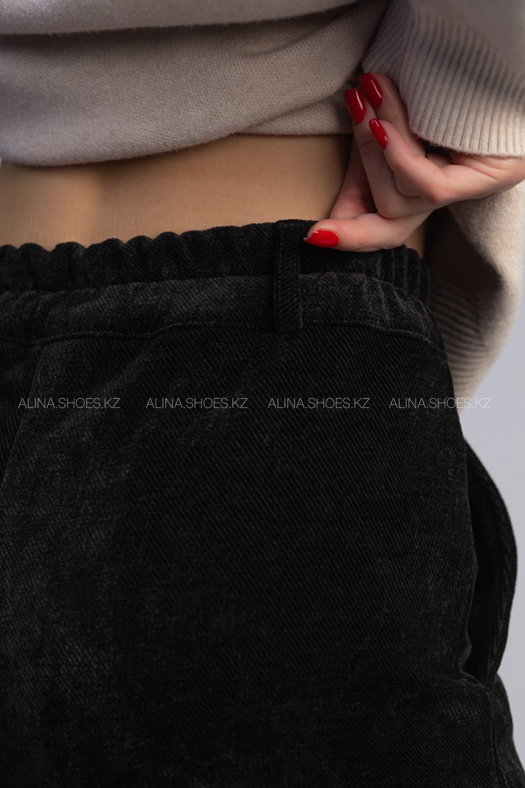 Повседневные брюки alinashoes черный купить,NaN