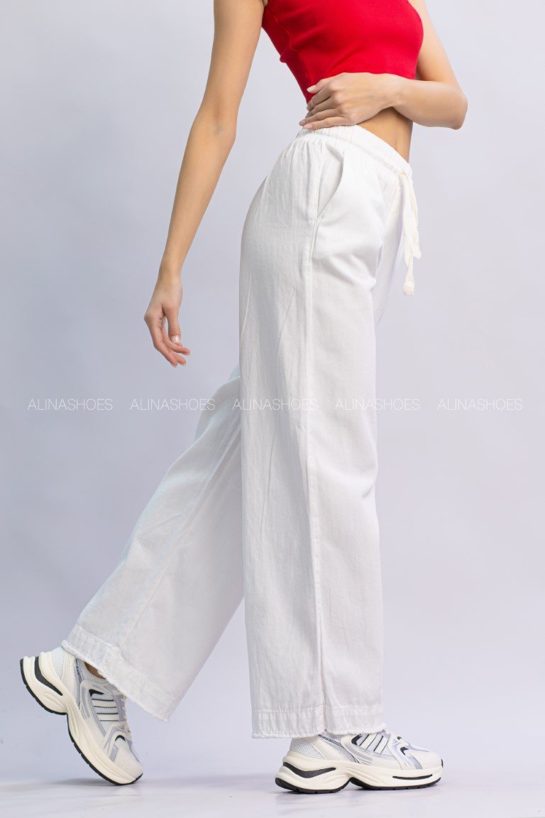 Джинсы прямые alinashoes белый купить,NaN