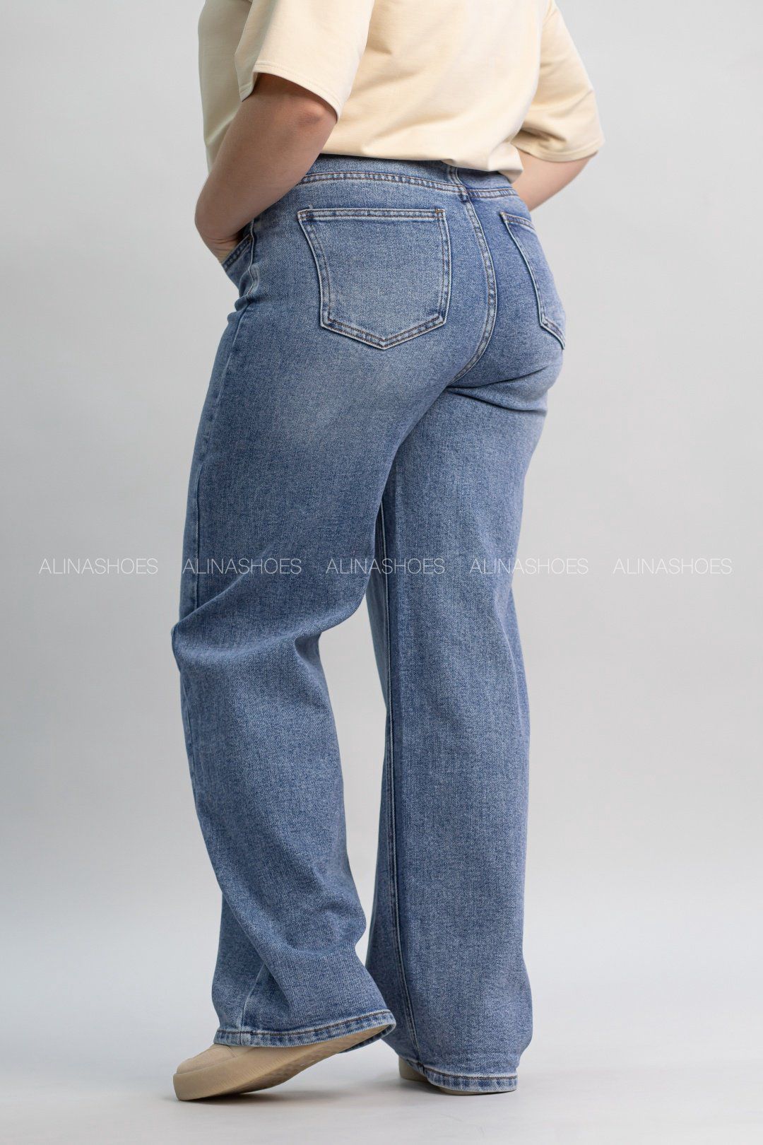 Джинсы прямые alinashoes синий купить,NaN