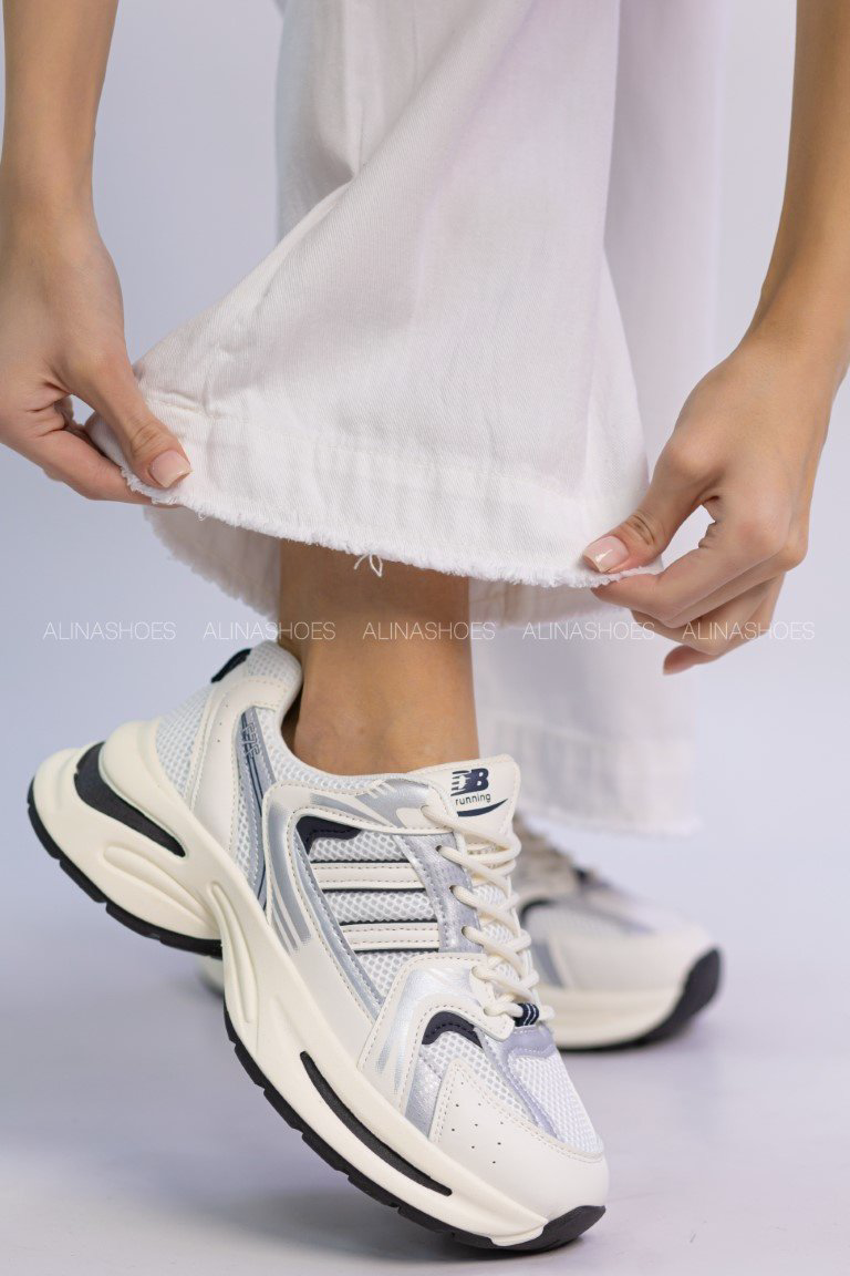 Джинсы прямые alinashoes белый купить,NaN
