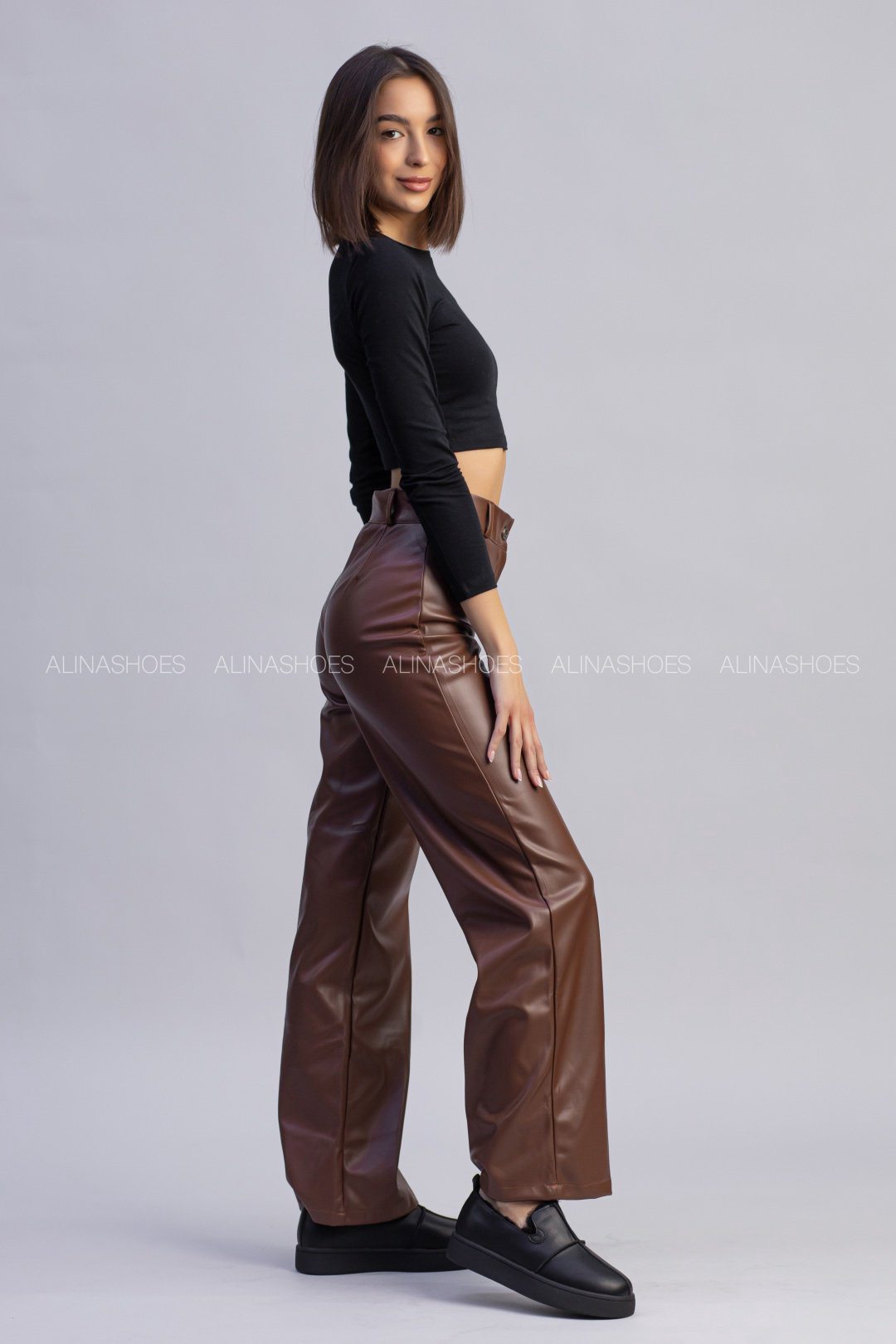 Кожаные брюки alinashoes коричневый купить,NaN
