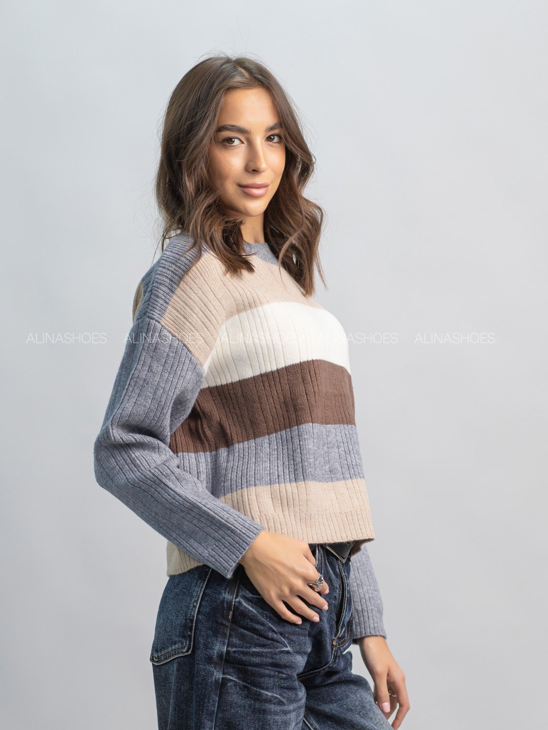 Джемпер alinashoes бежевый купить,NaN