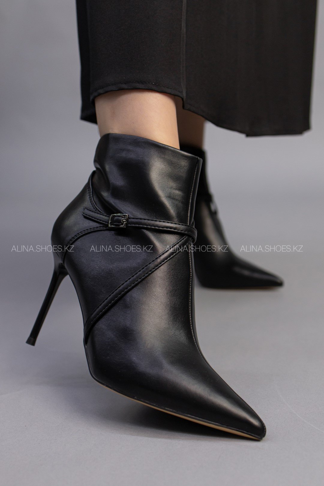 Ботильоны alinashoes black 38 купить,NaN