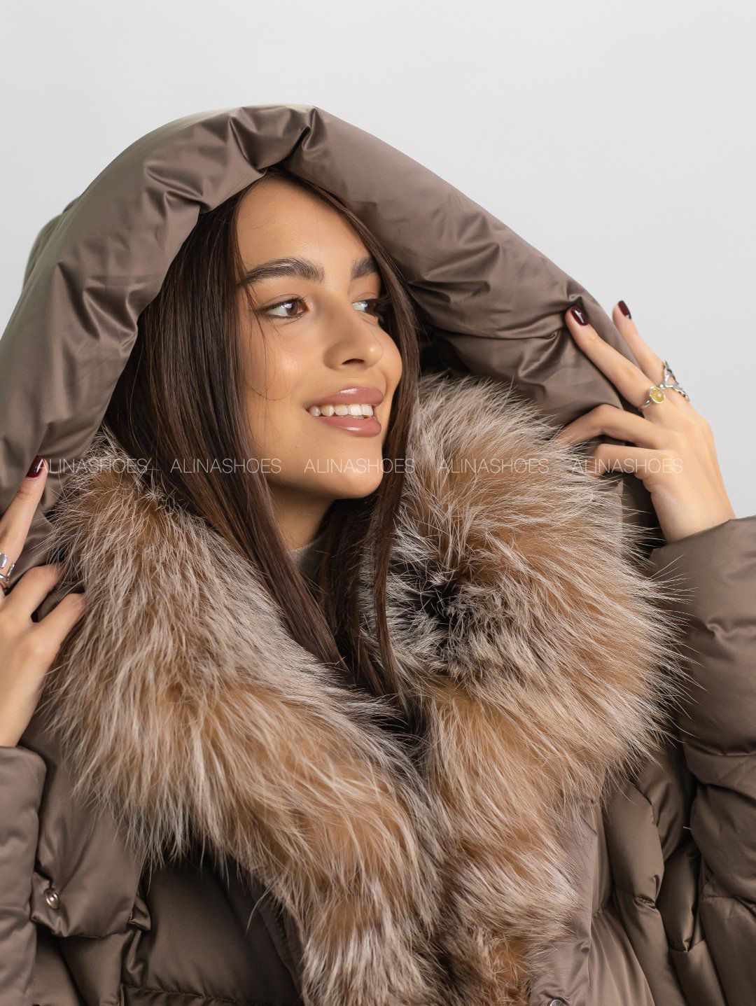 Пуховик alinashoes коричневый купить,NaN
