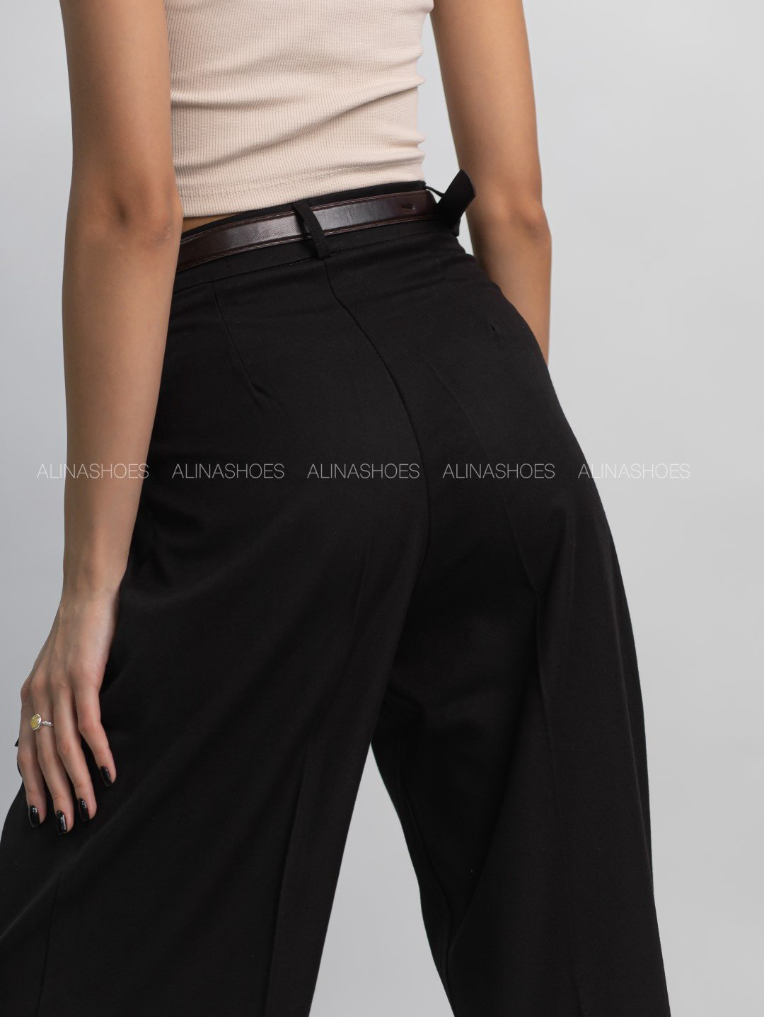 Повседневные брюки alinashoes черный купить,NaN