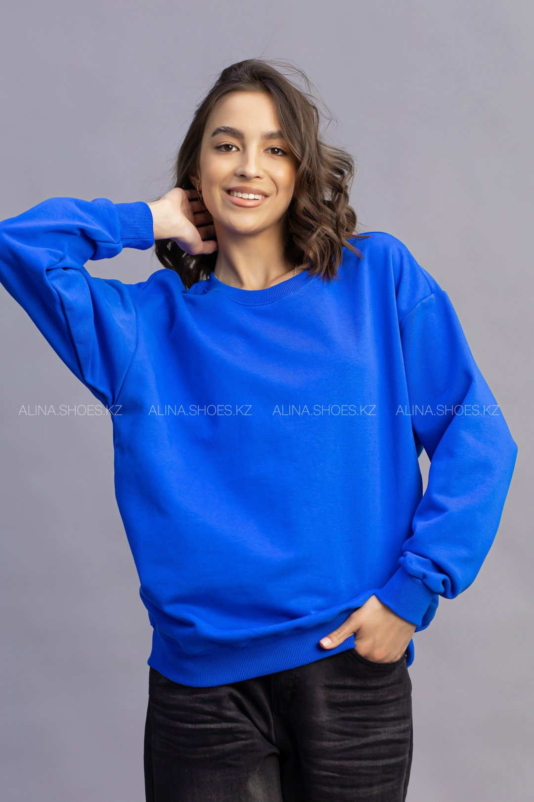 Свитшот alinashoes без принта синий XL купить,NaN