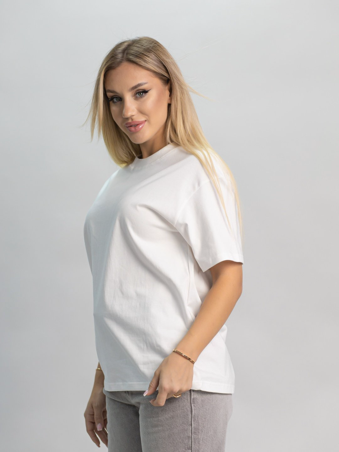 Футболка alinashoes без принта белая S купить,NaN