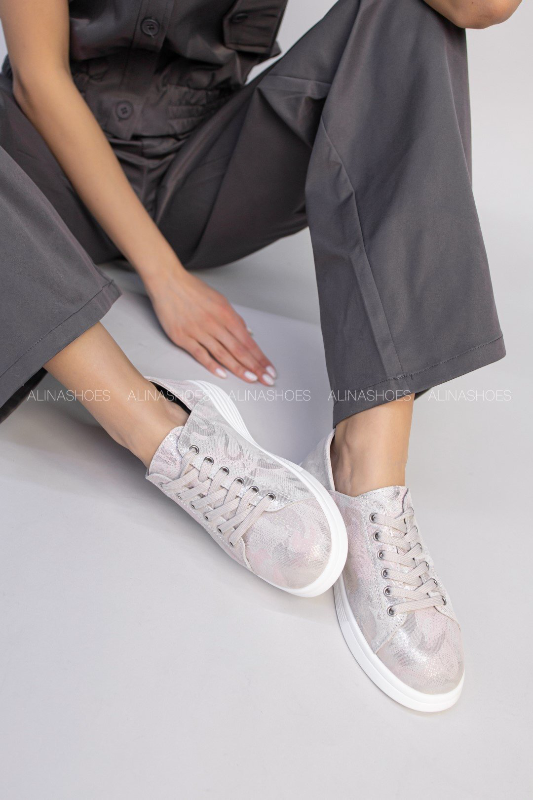 Кеды alinashoes серый купить,NaN