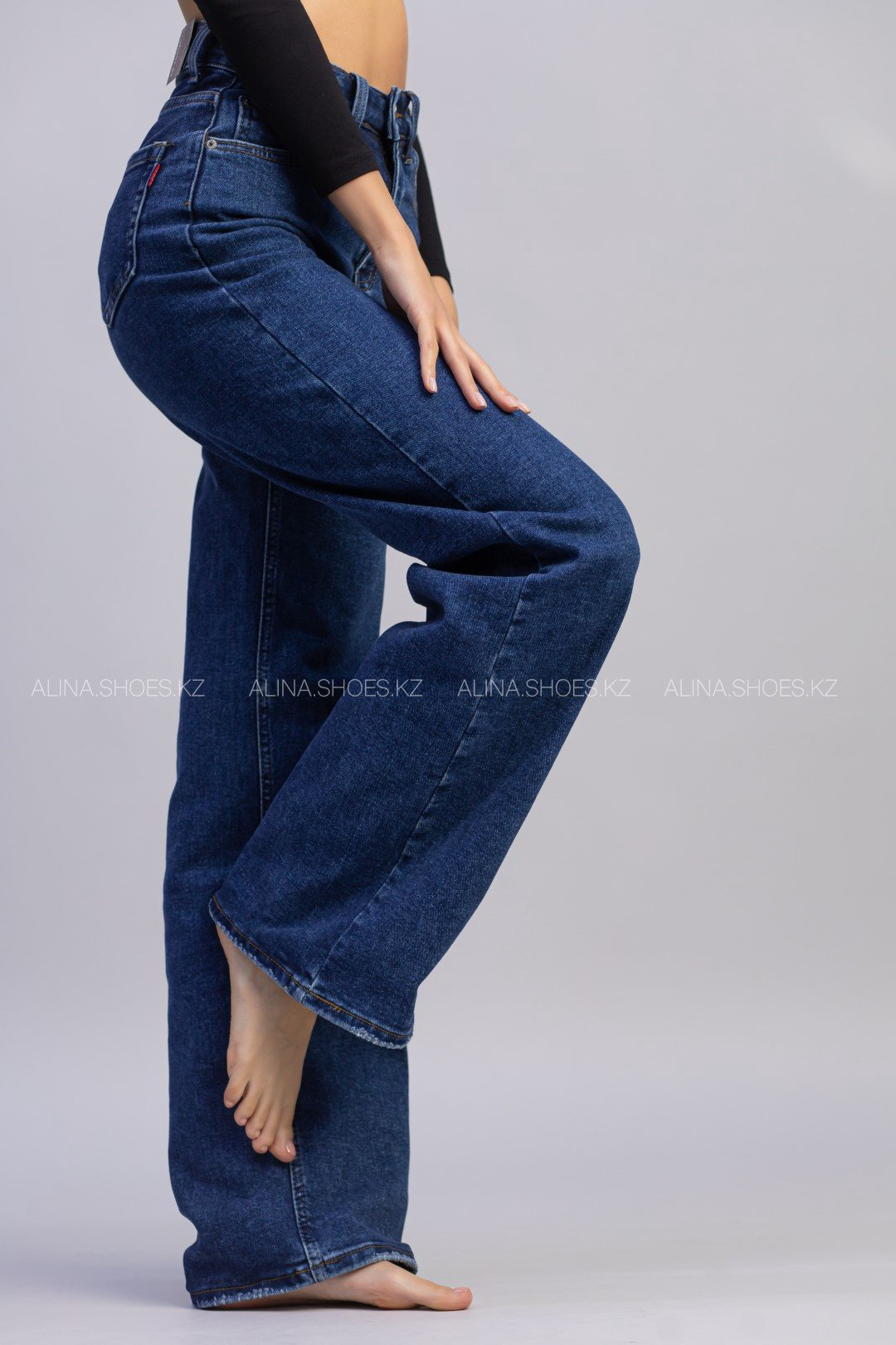 Джинсы прямые alinashoes синий купить,NaN