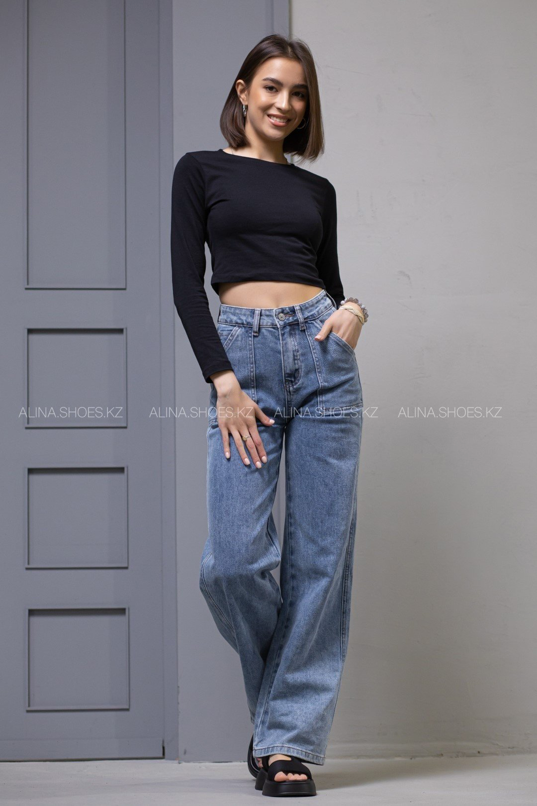 Джинсы прямые alinashoes голубой купить,NaN