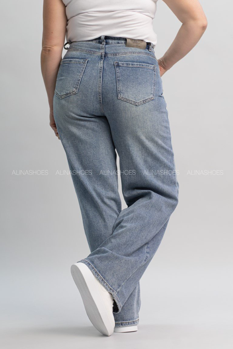 Джинсы прямые alinashoes голубой купить,NaN