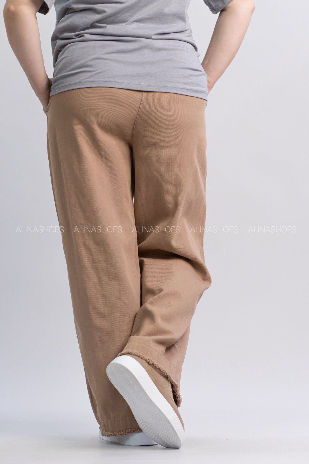 Джинсы прямые alinashoes коричневый купить,NaN