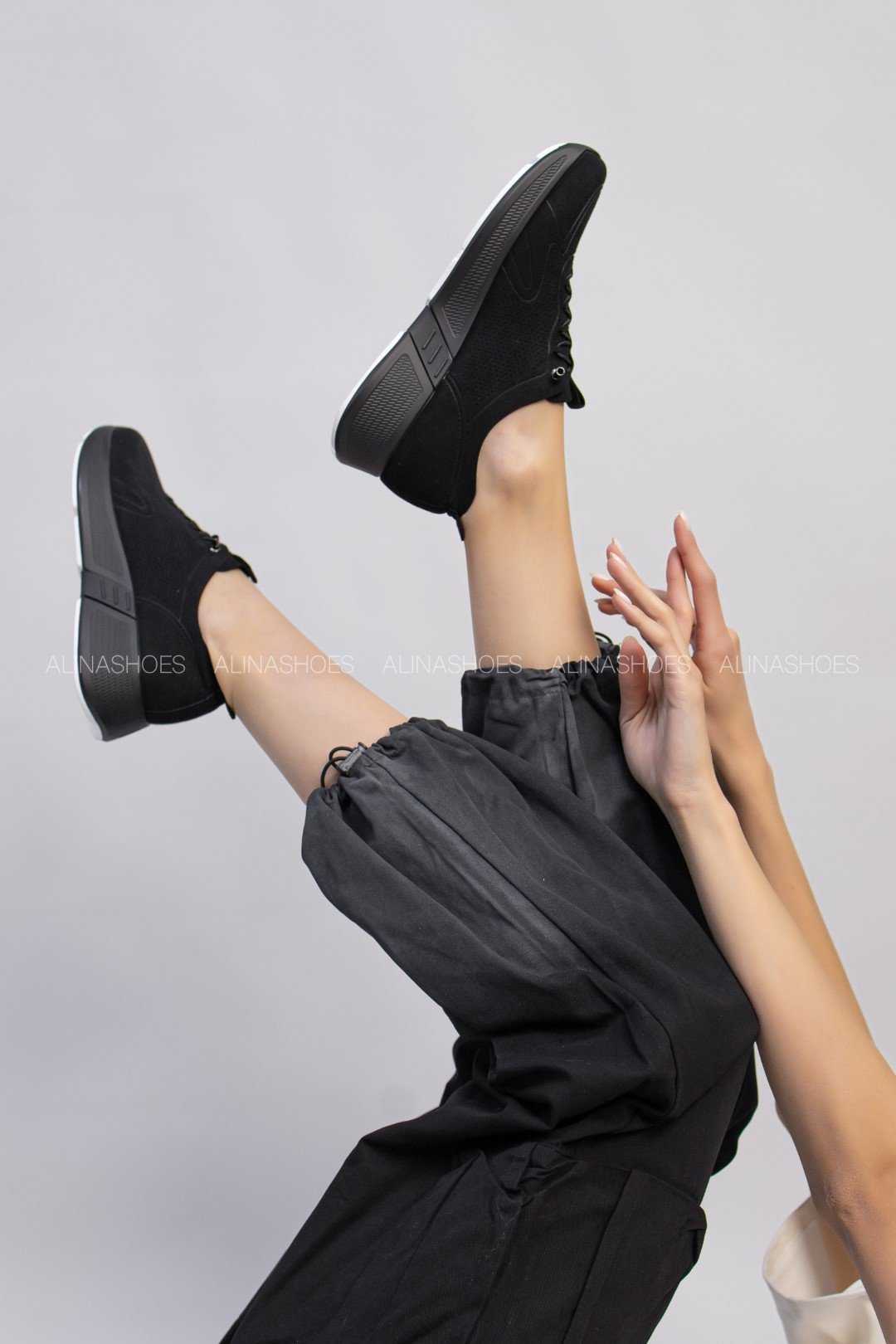 Кроссовки alinashoes черный купить,NaN