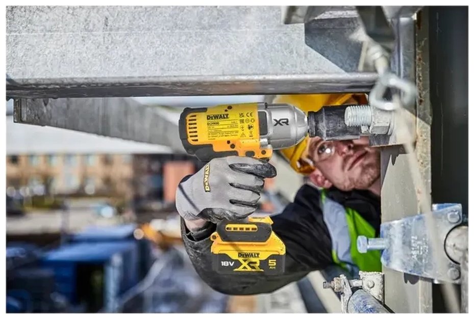 Гайковерт DeWALT DCF900NT-XJ + аккумулятор в подарок 18В, 4.0 А·ч, DCB182-XJ купить,215840