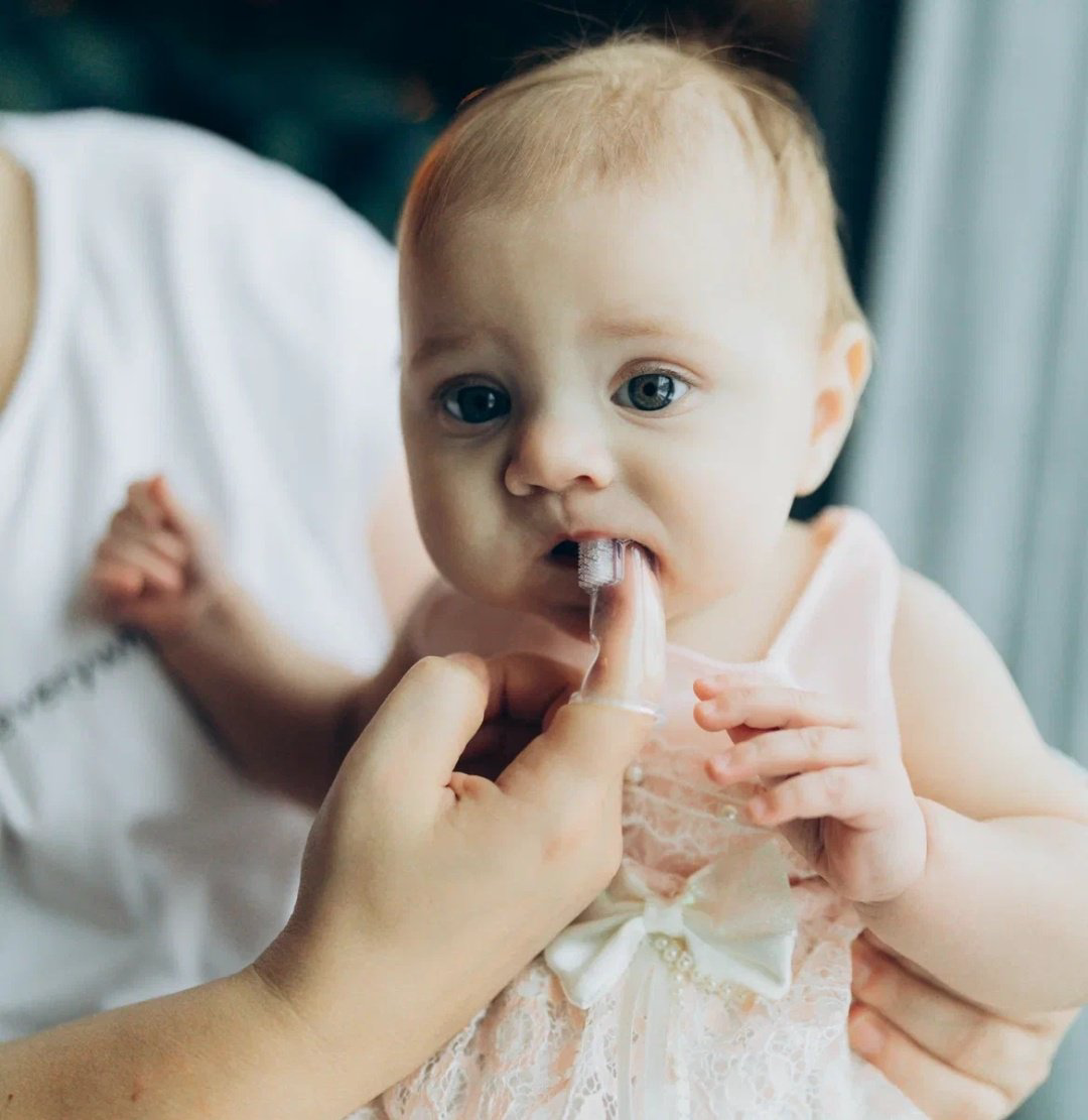 Детская зубная щетка Canpol babies, массажер для десен, силиконовая купить,NaN