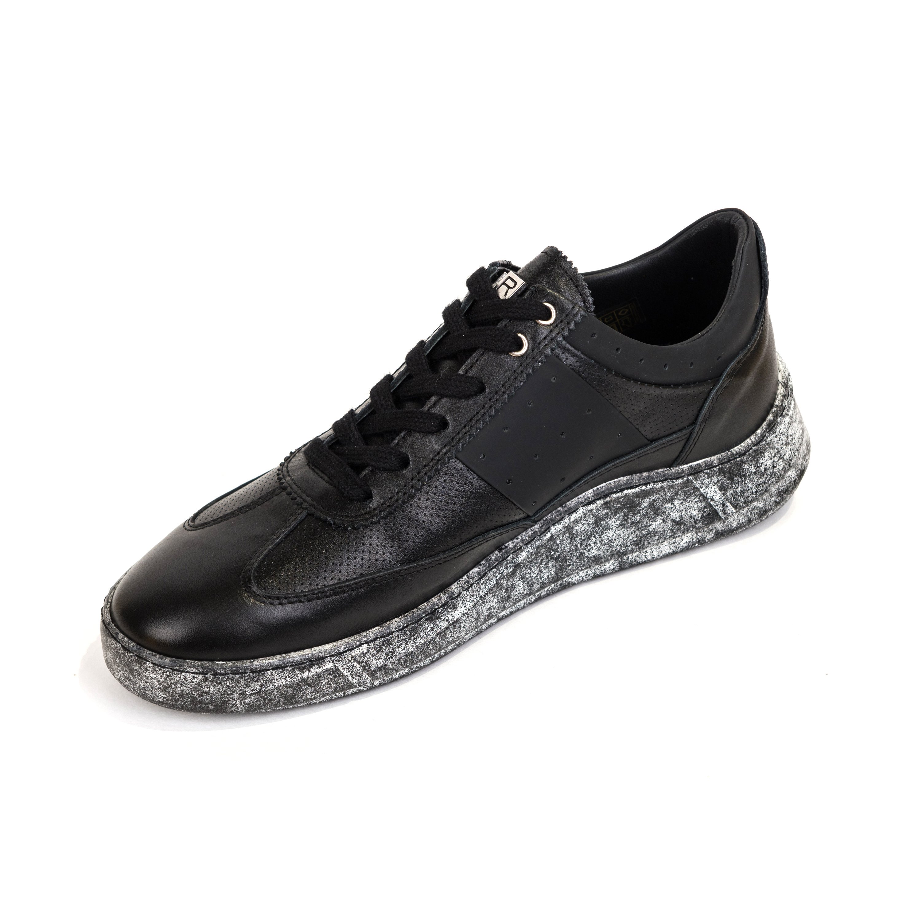 Cникерсы John Richardo JR12499 black 40 купить,NaN