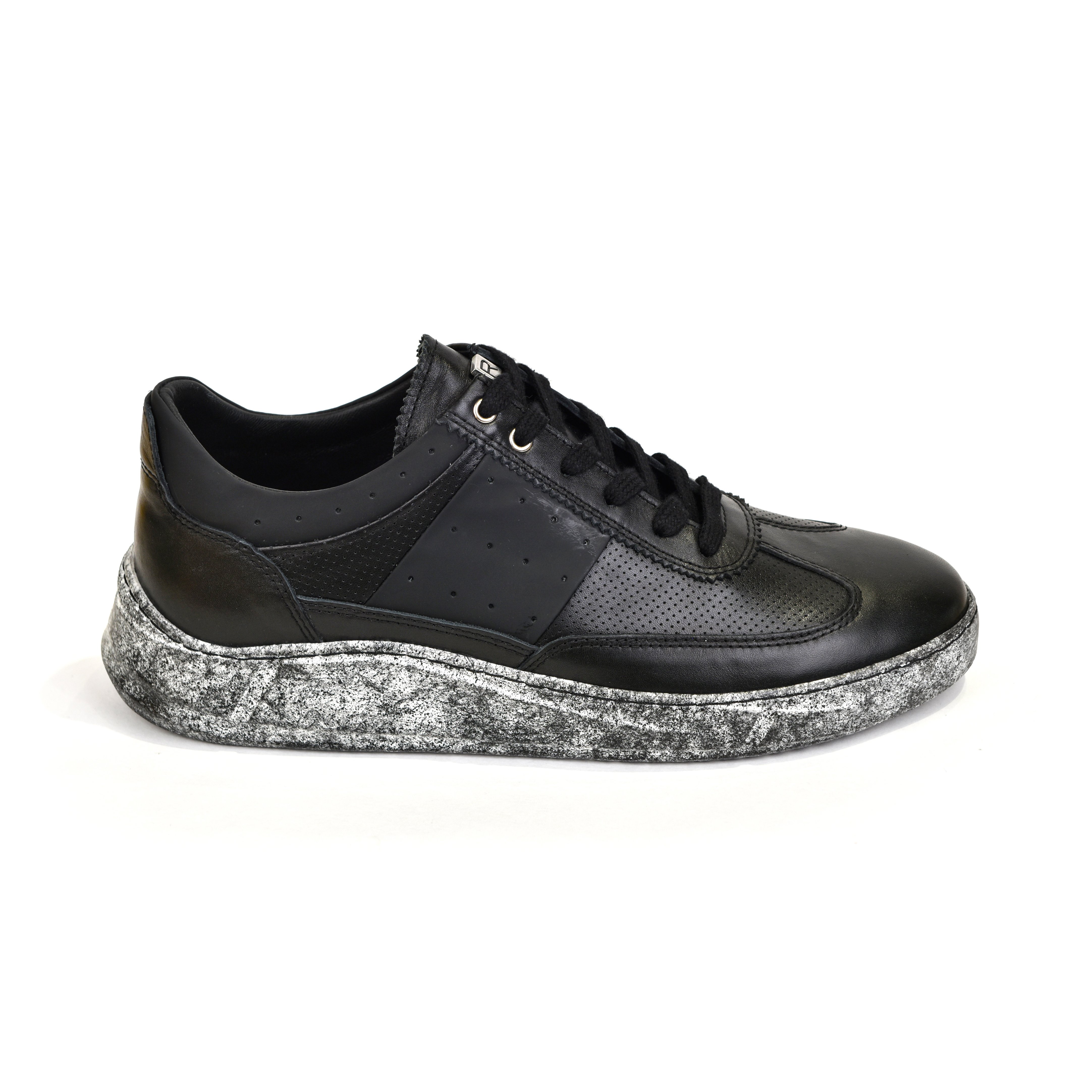 Cникерсы John Richardo JR12499 black 42 купить,NaN