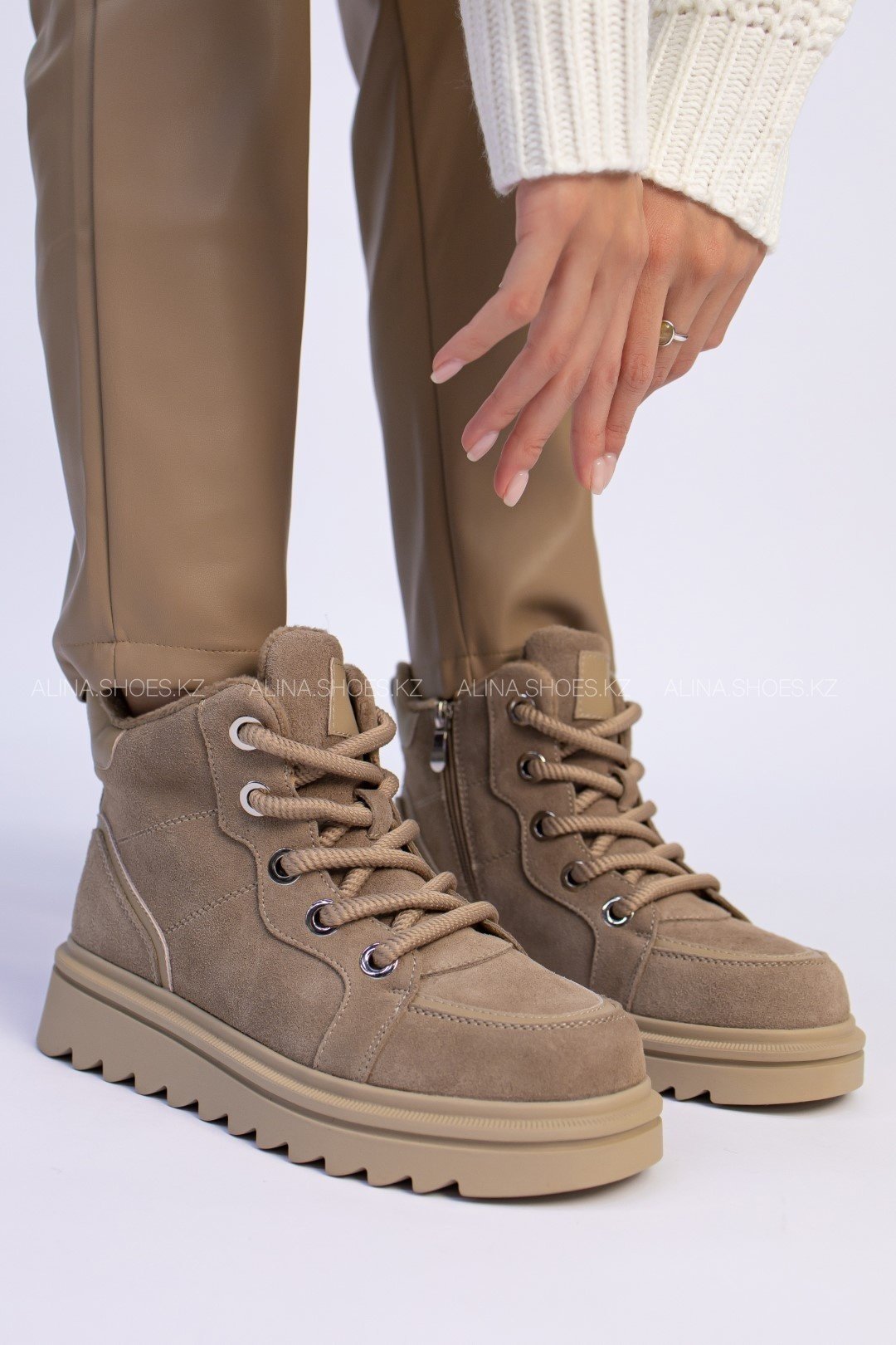 Кроссовки alinashoes бежевый купить,NaN