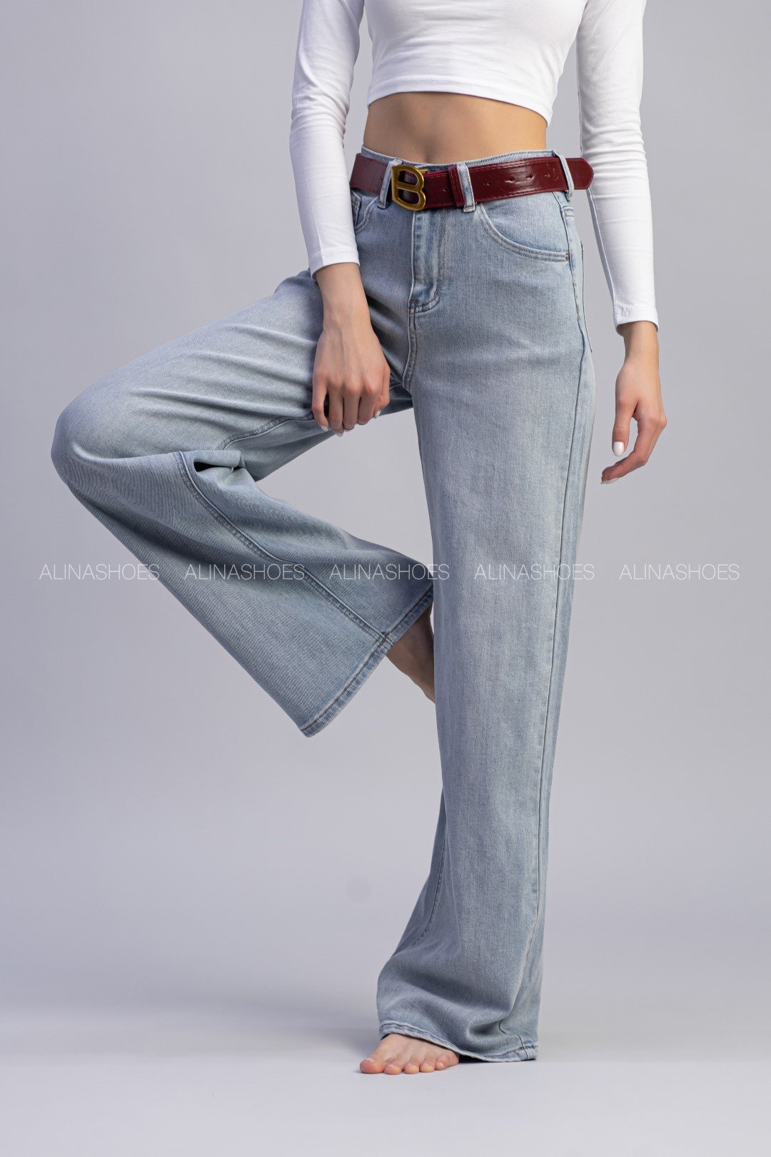 Джинсы прямые alinashoes голубой купить,NaN