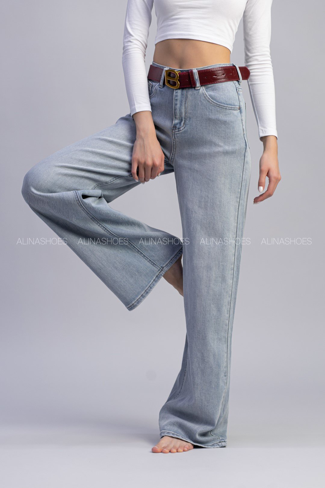 Джинсы прямые alinashoes голубой купить,NaN