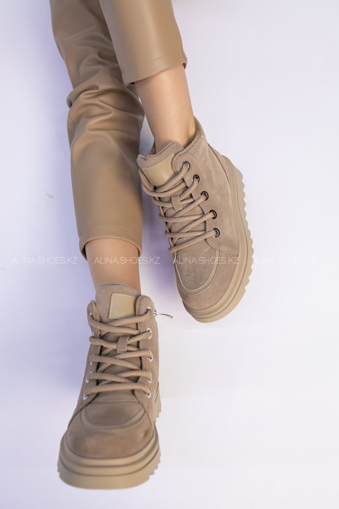 Кроссовки alinashoes бежевый купить,NaN