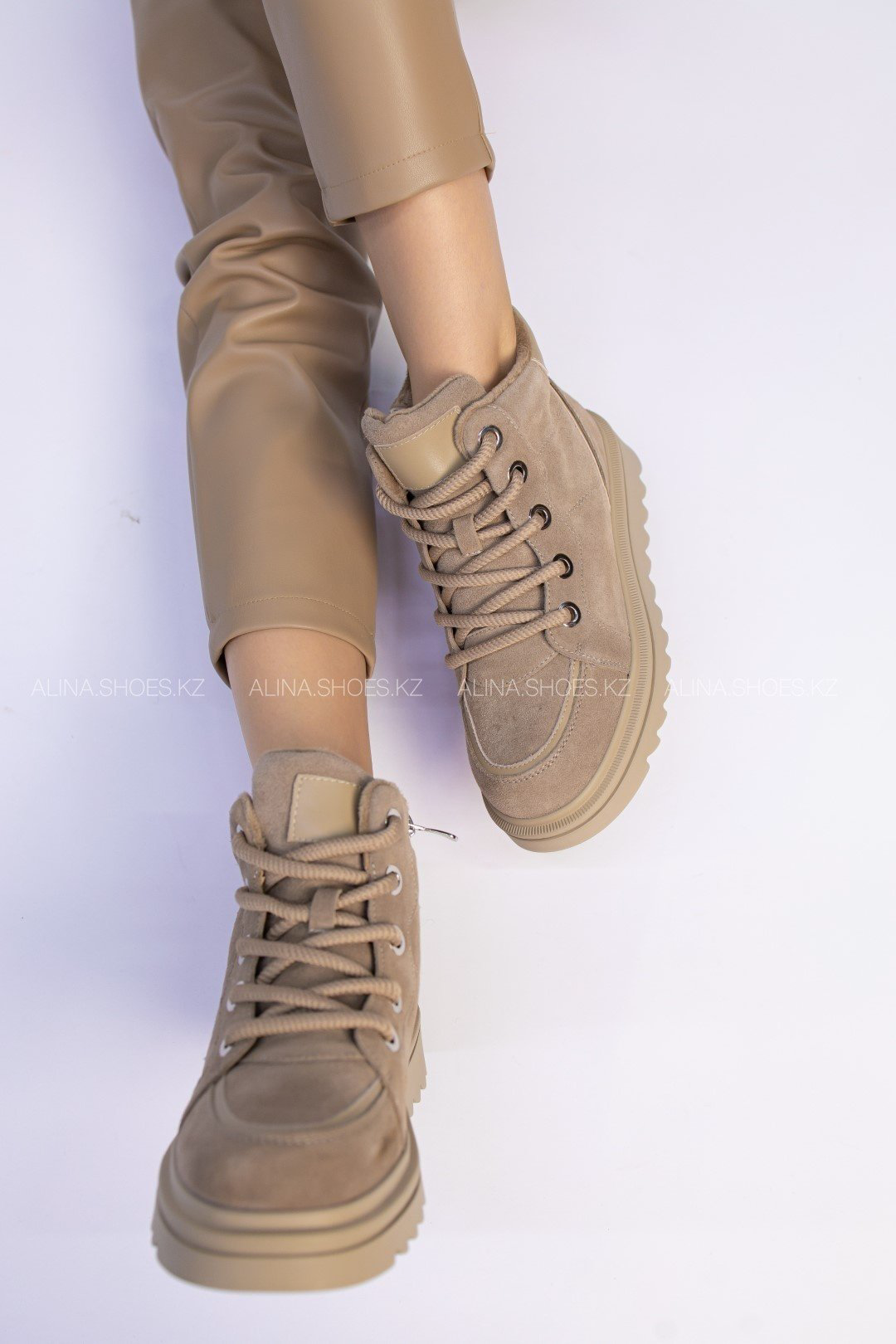 Кроссовки alinashoes бежевый купить,NaN