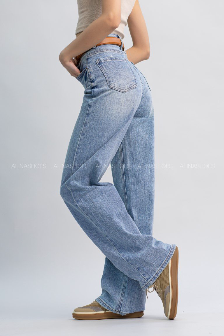 Джинсы прямые alinashoes голубой купить,NaN