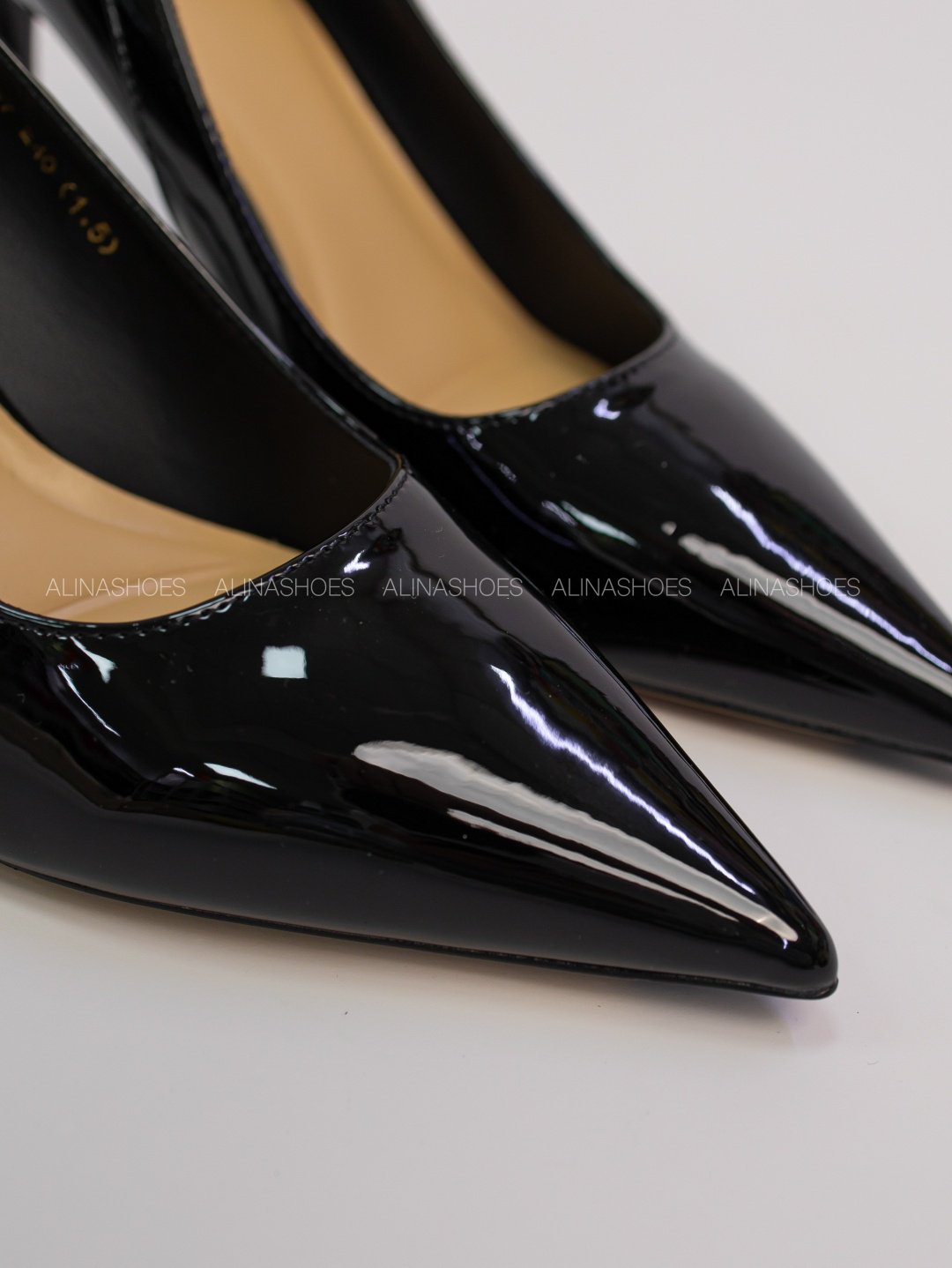 Туфли alinashoes black 39 купить,NaN