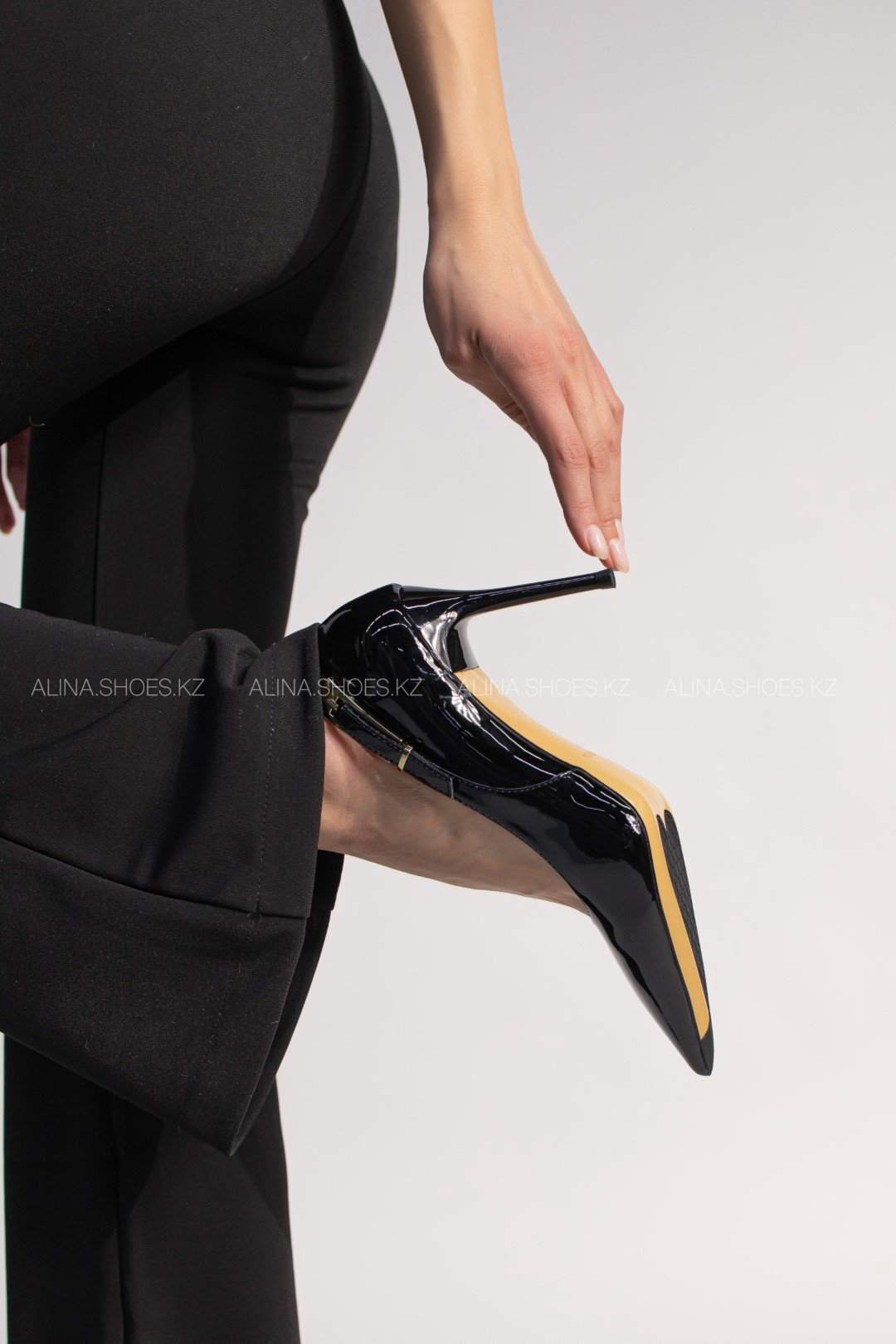 Туфли alinashoes black 39 купить,NaN